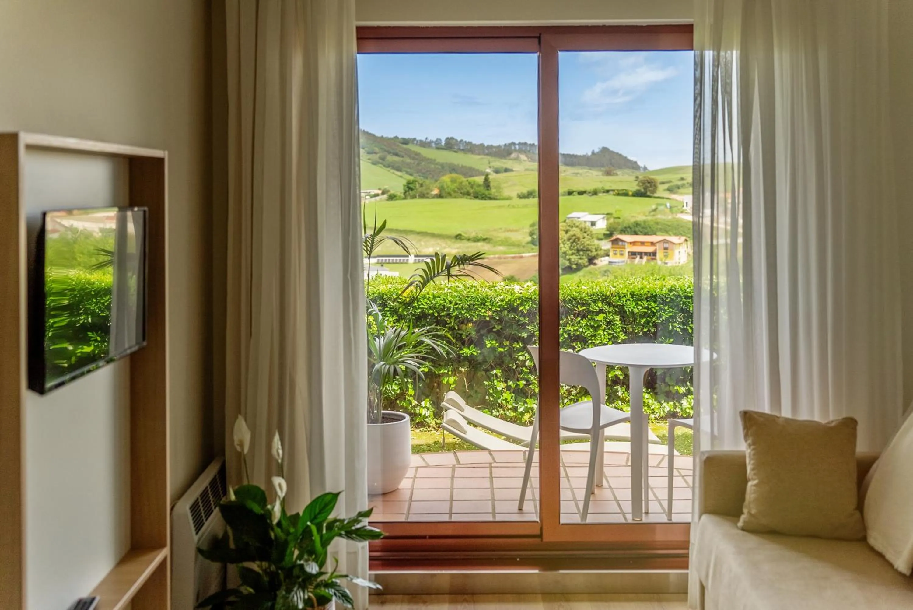 Garden in Playas de Liencres - Hotel & Apartamentos