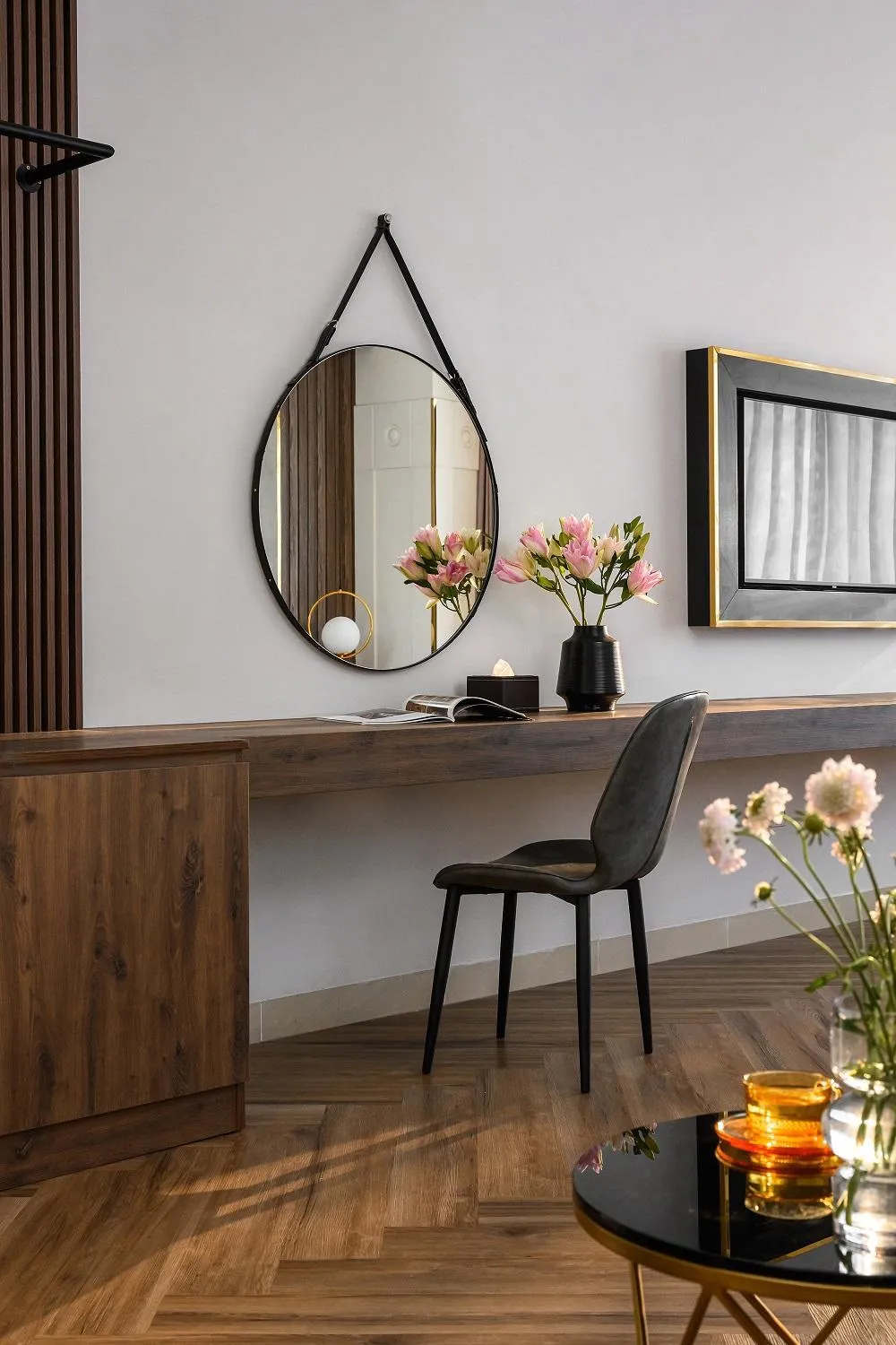 Seating area in Acnos Hotel