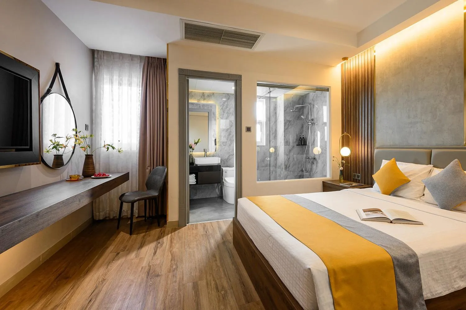 Photo of the whole room, Bed in Acnos Hotel