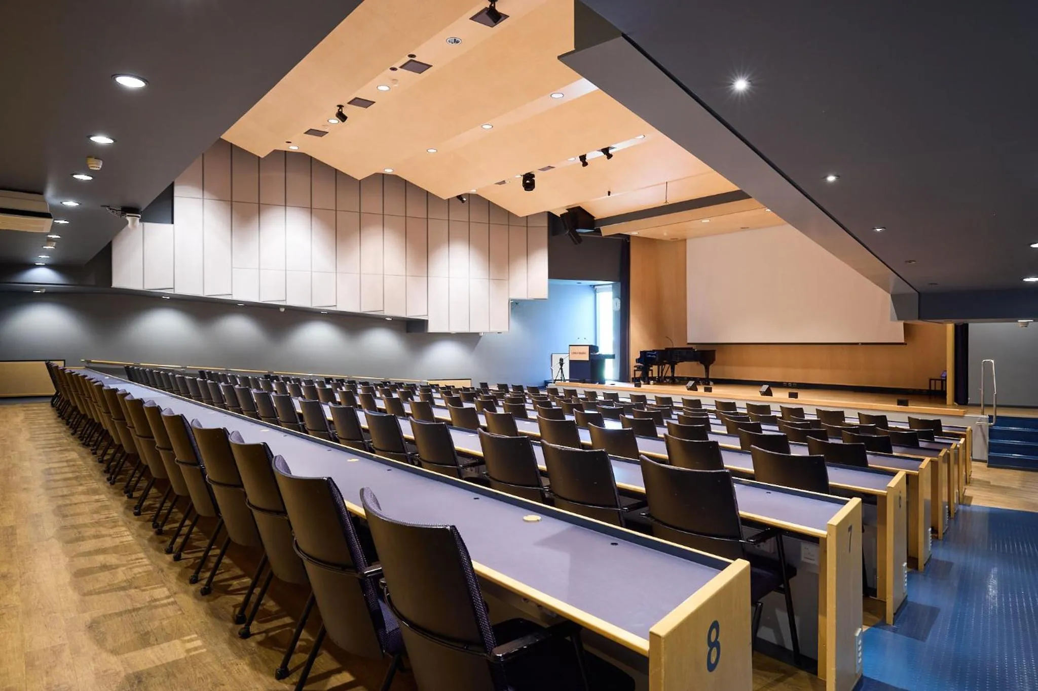 Meeting/conference room in Hotel Linnasmäki