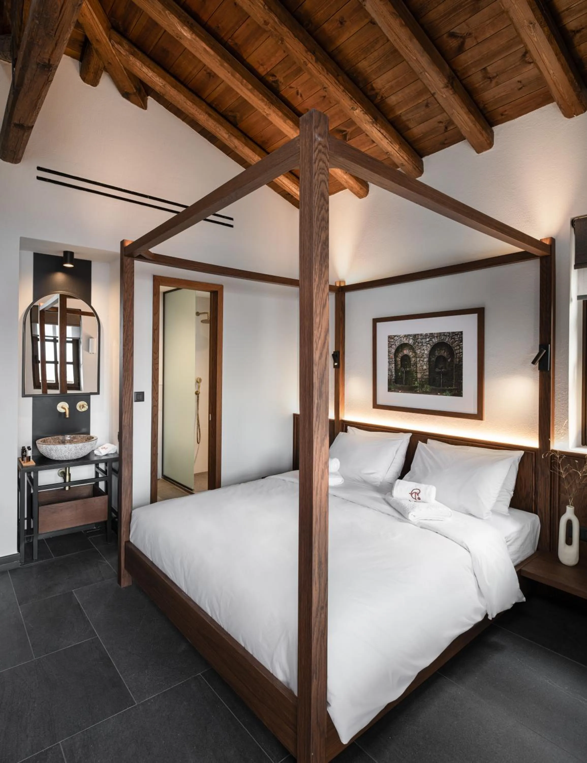 Bed in Unedo All Seasons Boutique Hotel