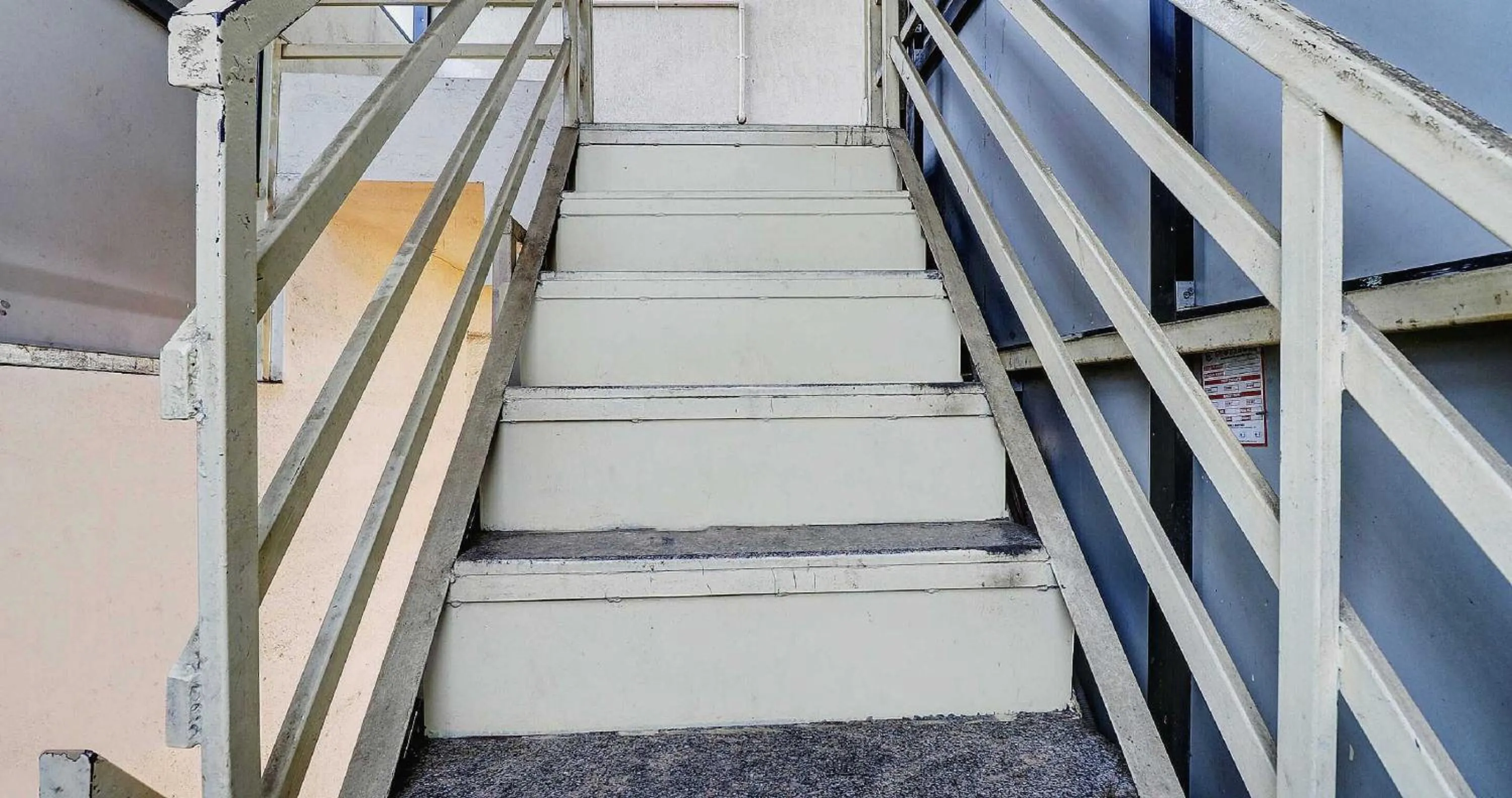 Facade/entrance in Hotel O SLV Boarding & Lodging