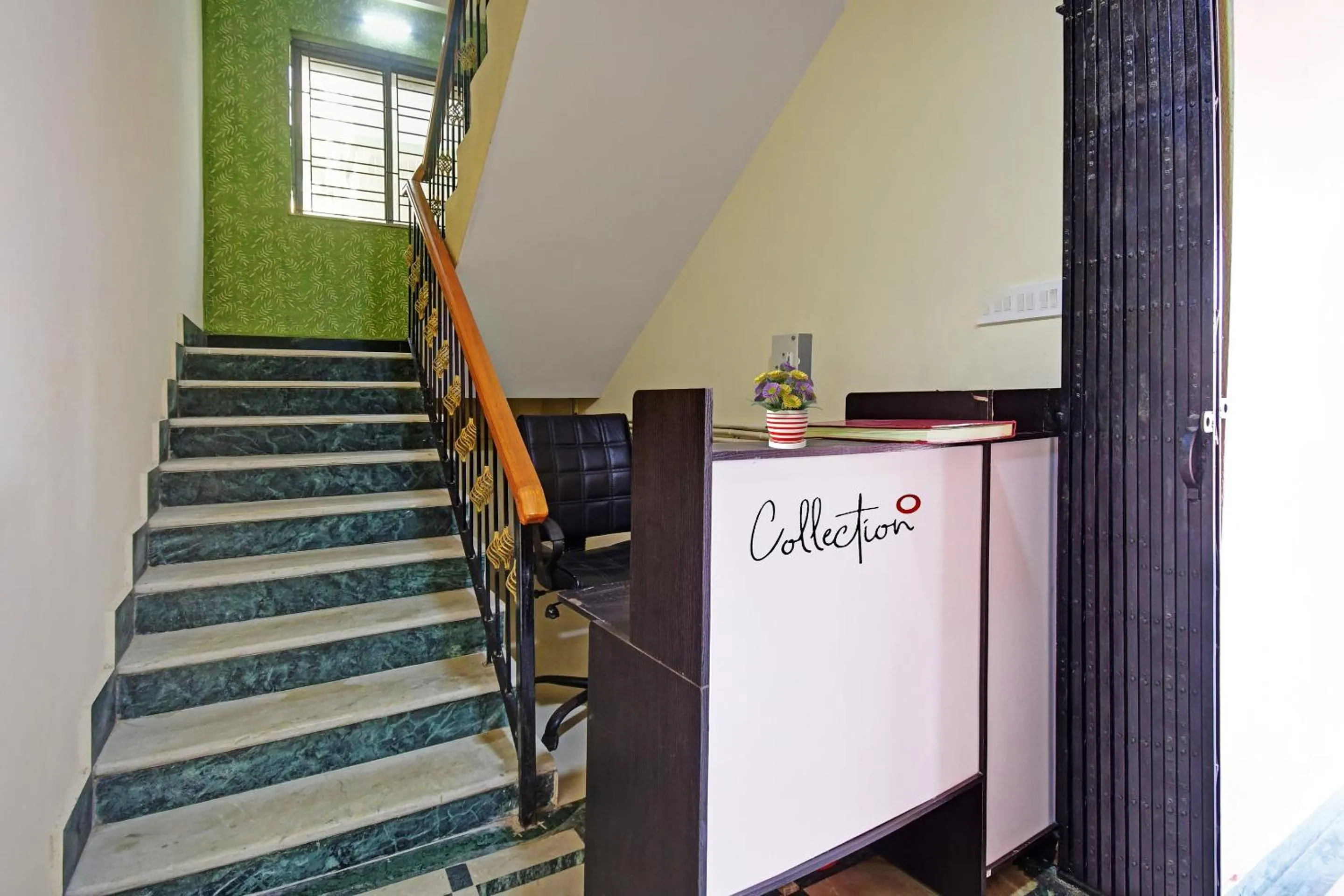 Lobby or reception in Hotel O Comfort N Cozy