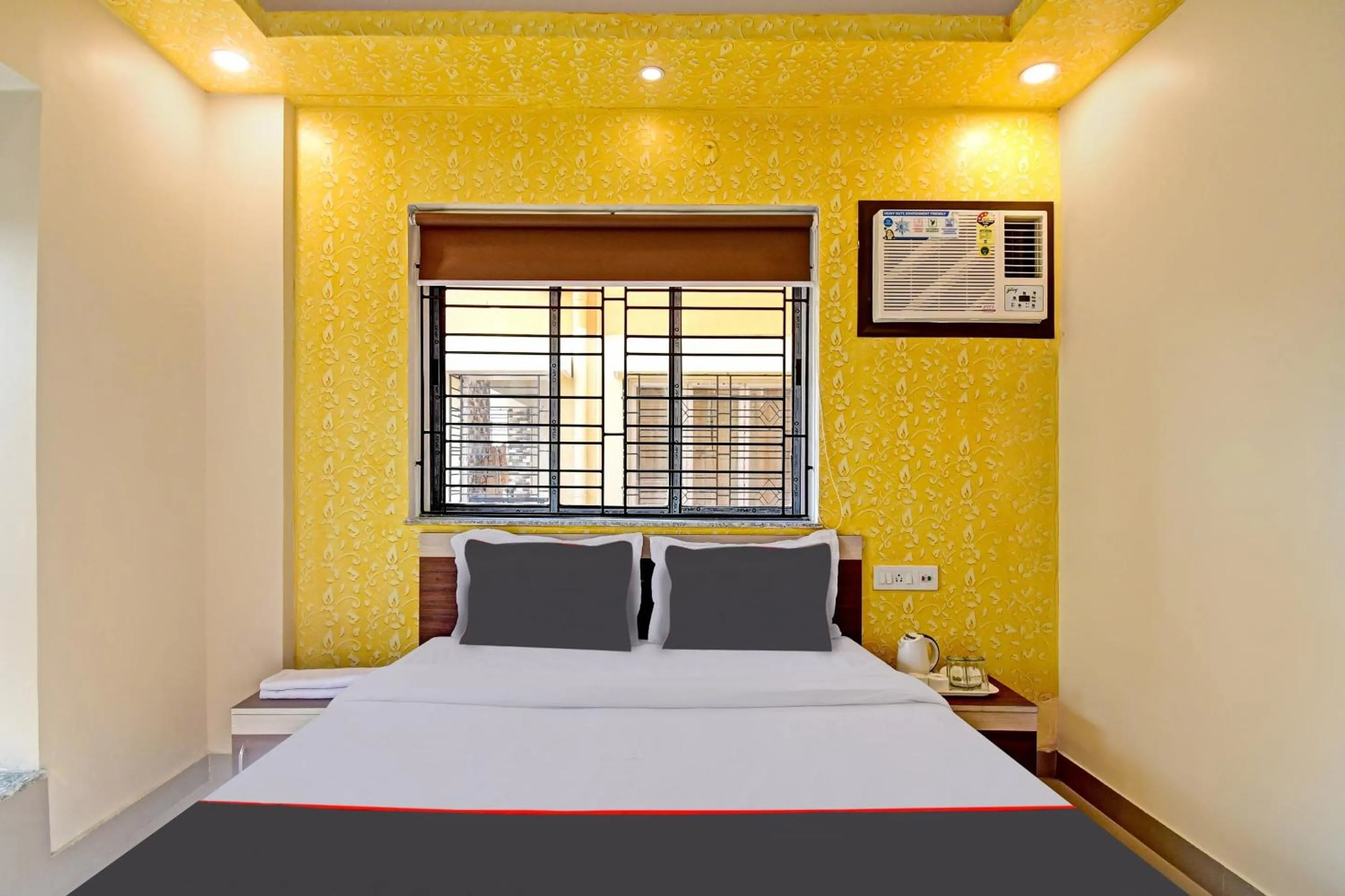 Bedroom, Bed in Hotel O Comfort N Cozy