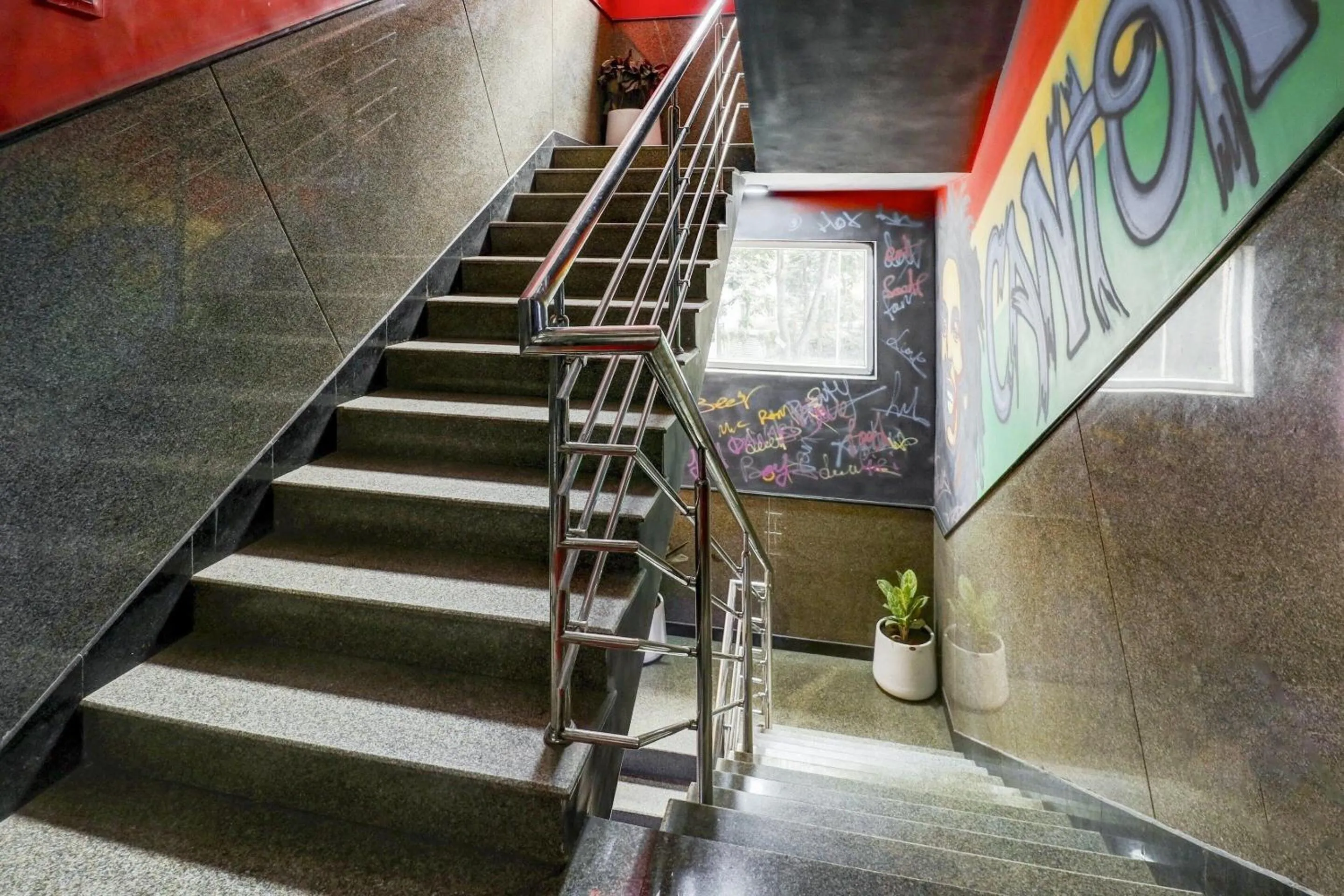 Facade/entrance in Hotel O Canton Hotel
