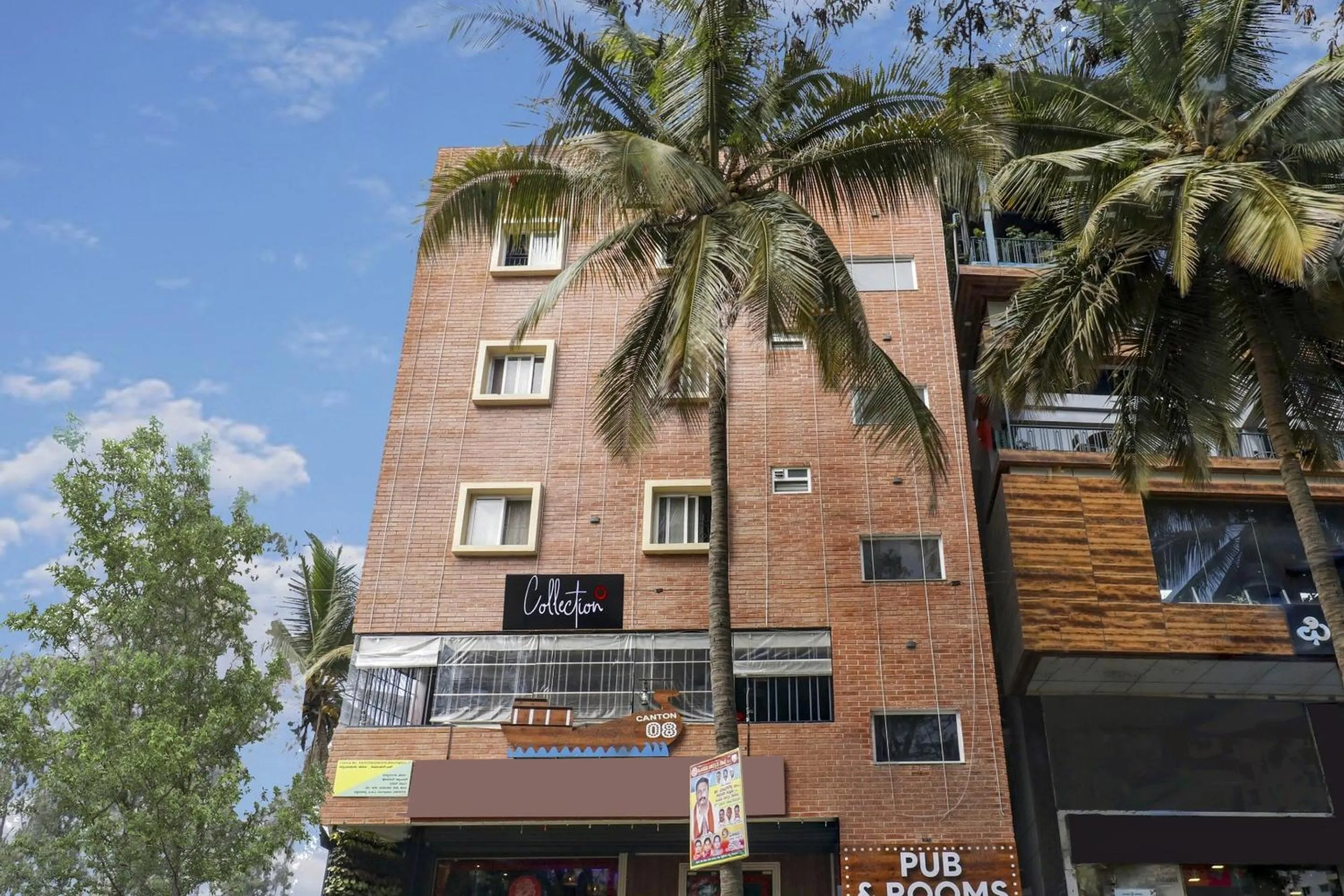 Facade/entrance in Hotel O Canton Hotel