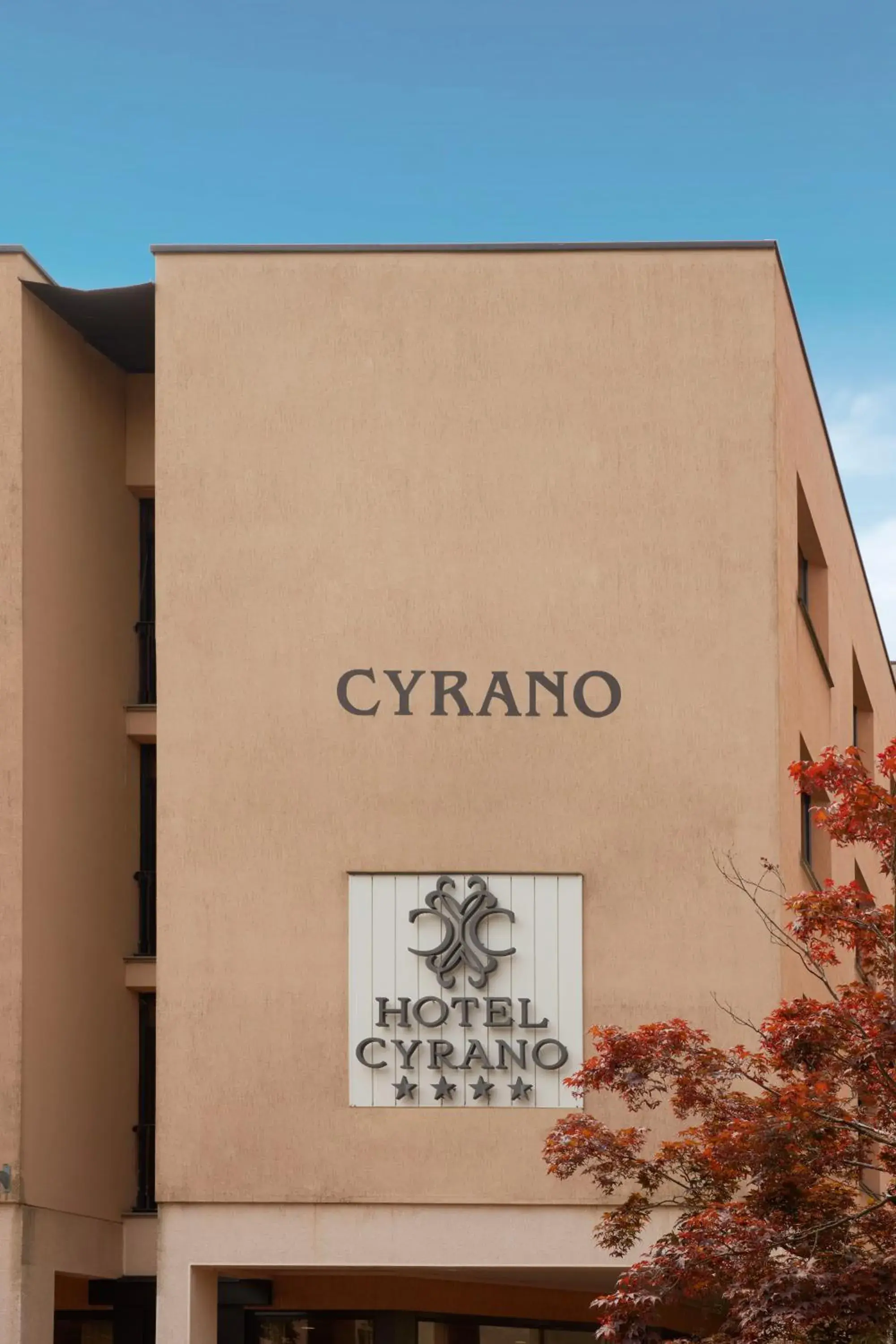 Property building in Hotel Cyrano Property building in Hotel Cyrano