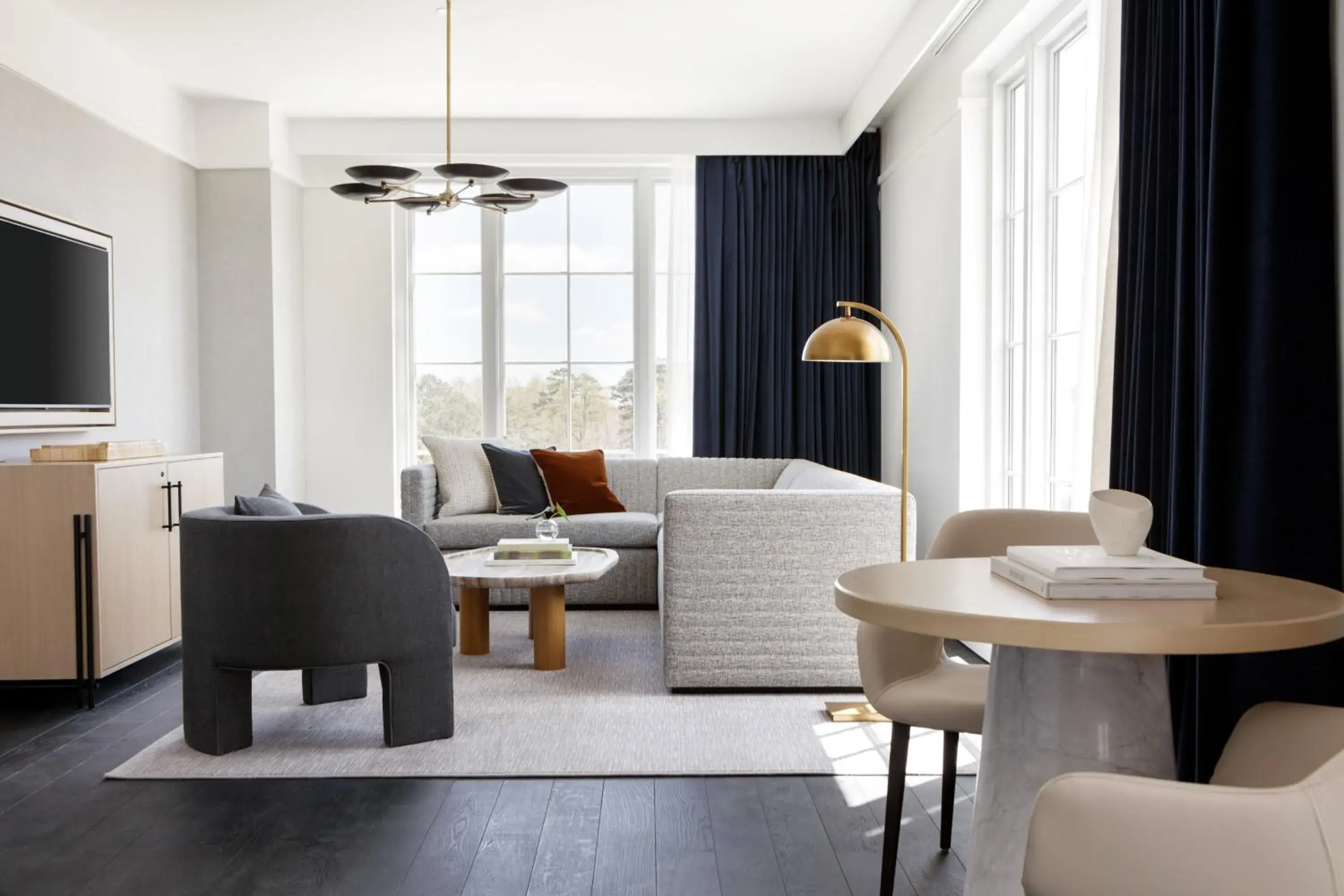 Photo of the whole room in Kimpton - The Forum Hotel by IHG Photo of the whole room in Kimpton - The Forum Hotel by IHG