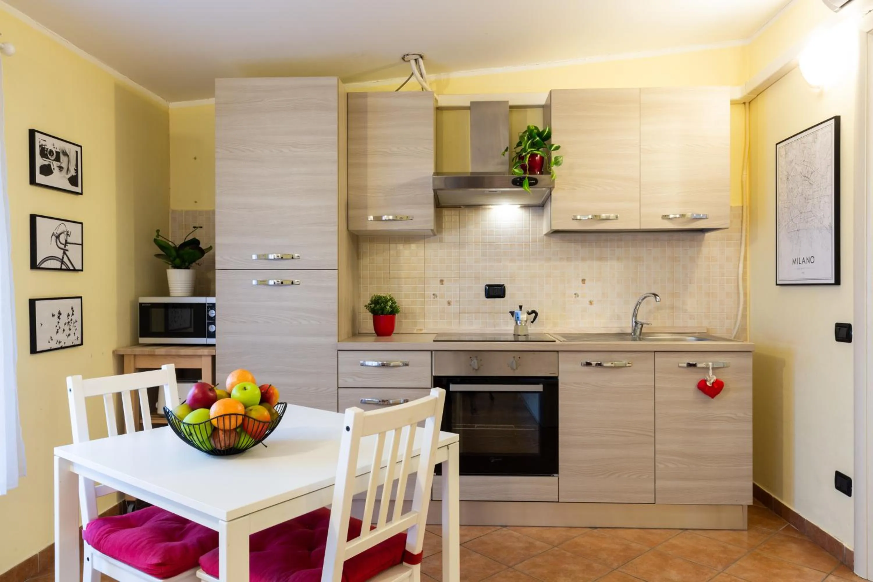 Kitchen or kitchenette in Gorla Skyline - Top Floor Apartment