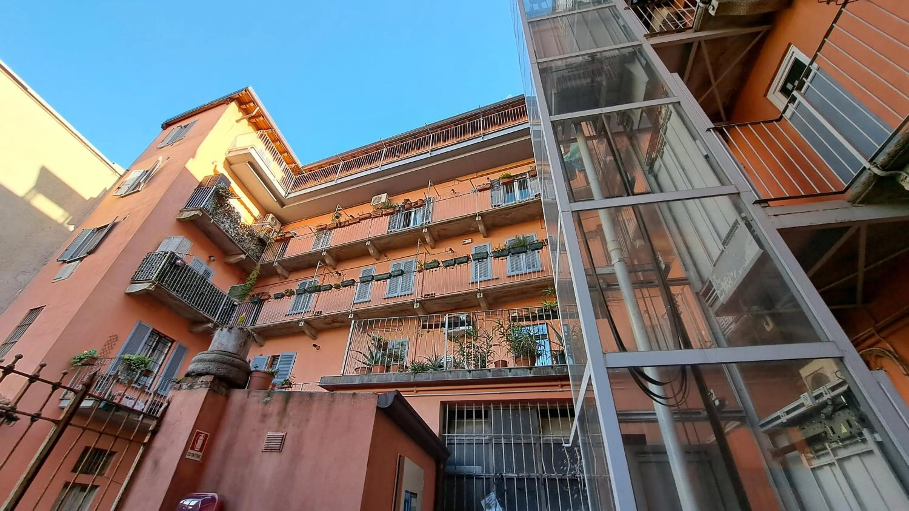 Property building in Gorla Skyline - Top Floor Apartment