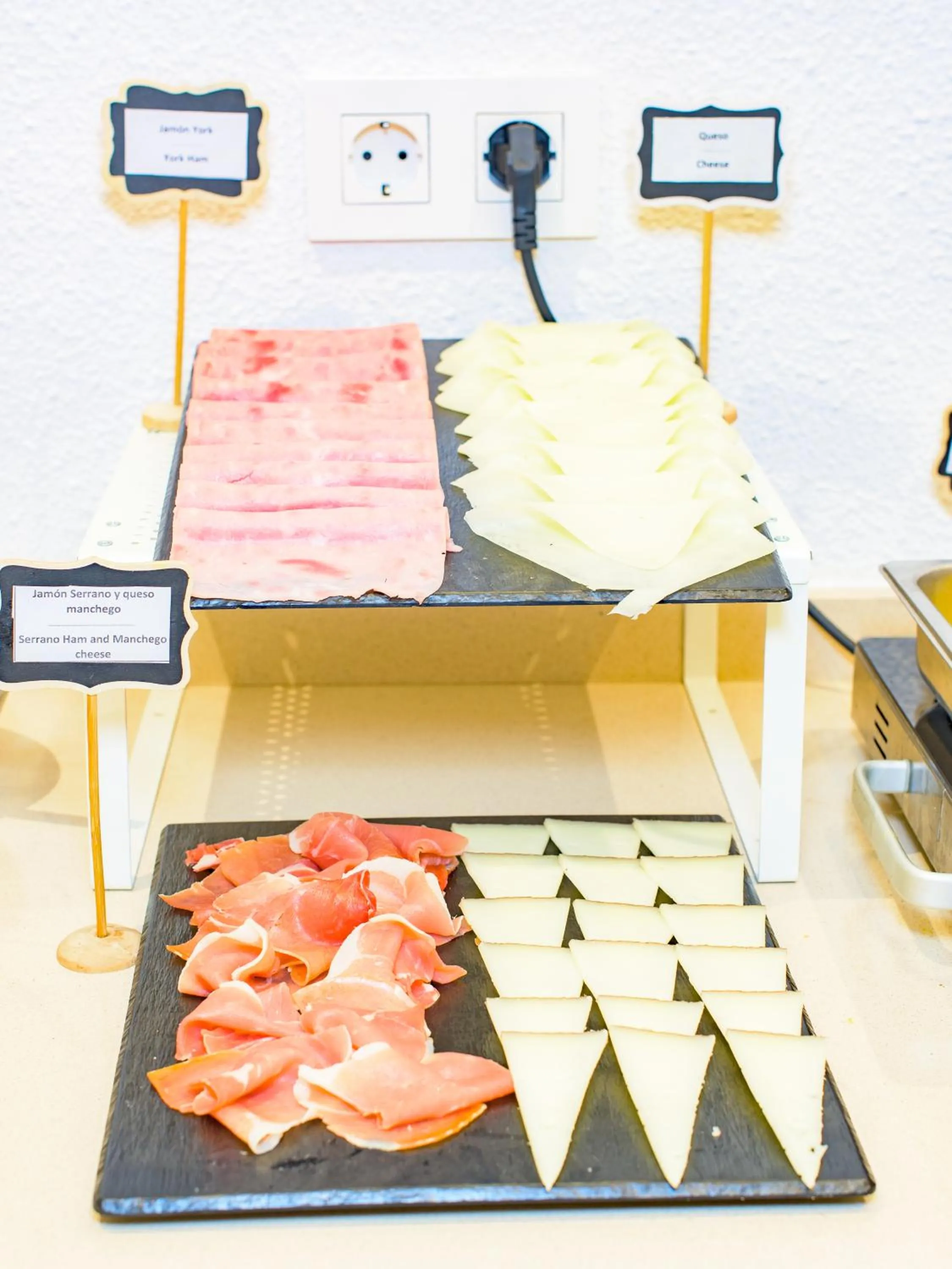 Restaurant/places to eat in Hotel Eden Mar