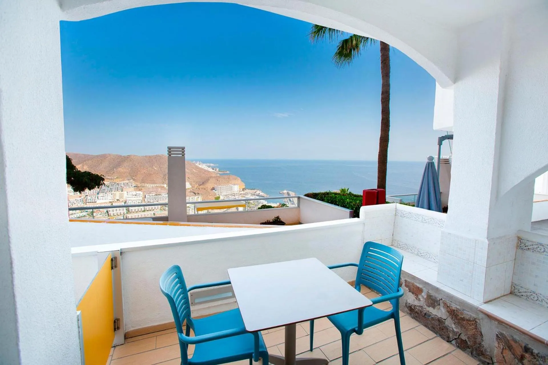 Photo of the whole room in Servatur Riosol