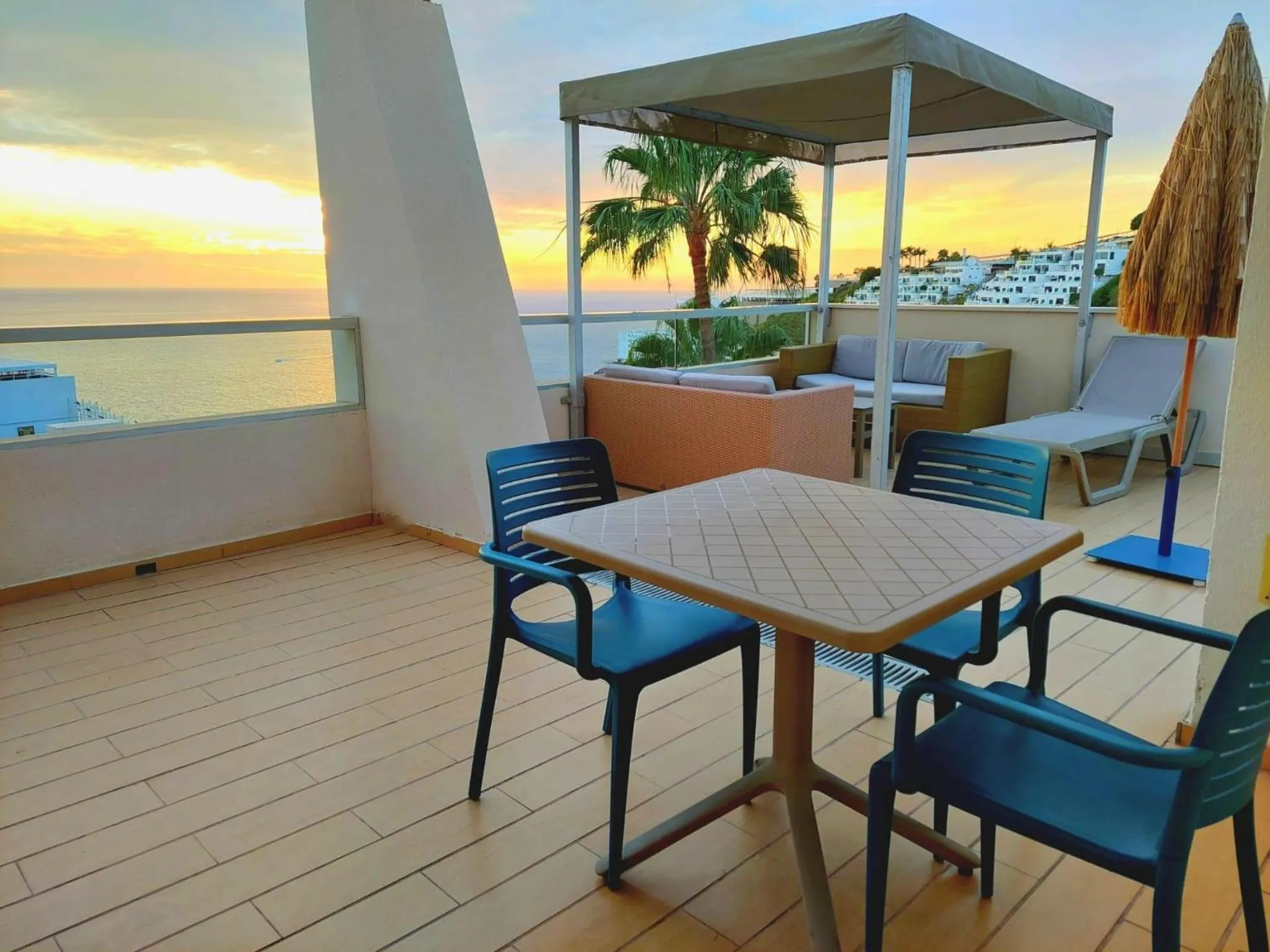 Photo of the whole room in Servatur Riosol