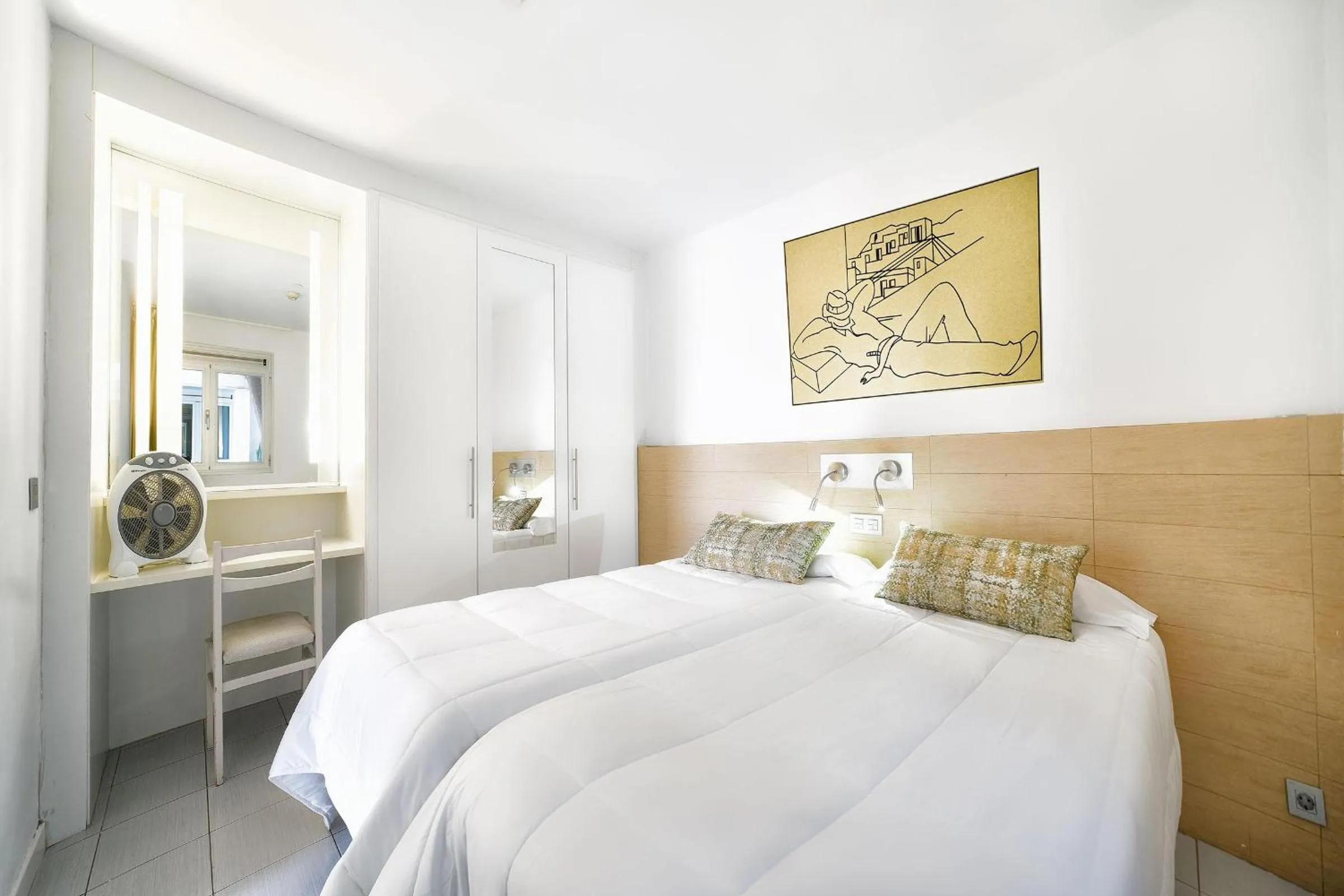 Photo of the whole room, Bed in Servatur Riosol