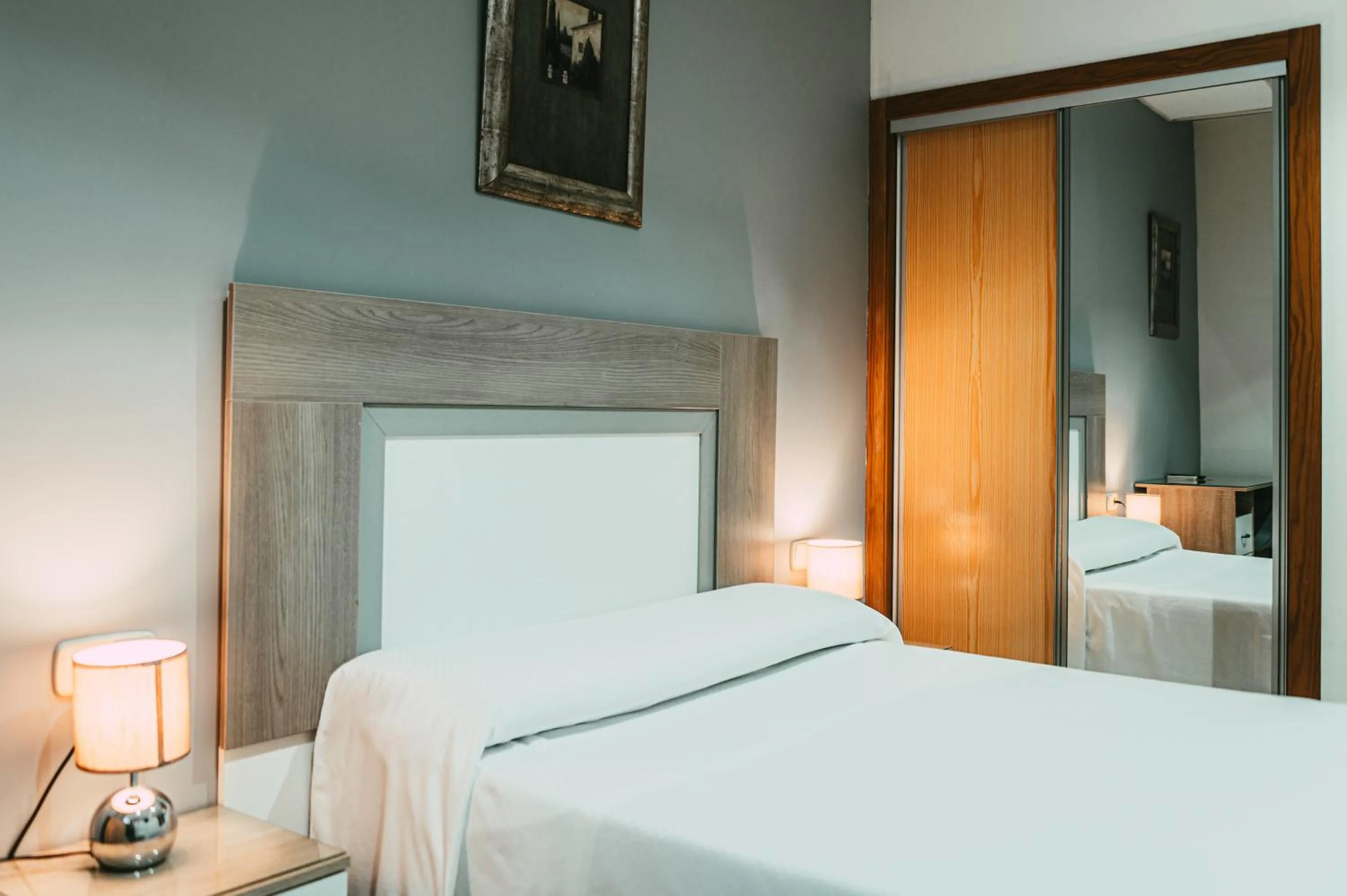 Bed in Hostal Mont Royal