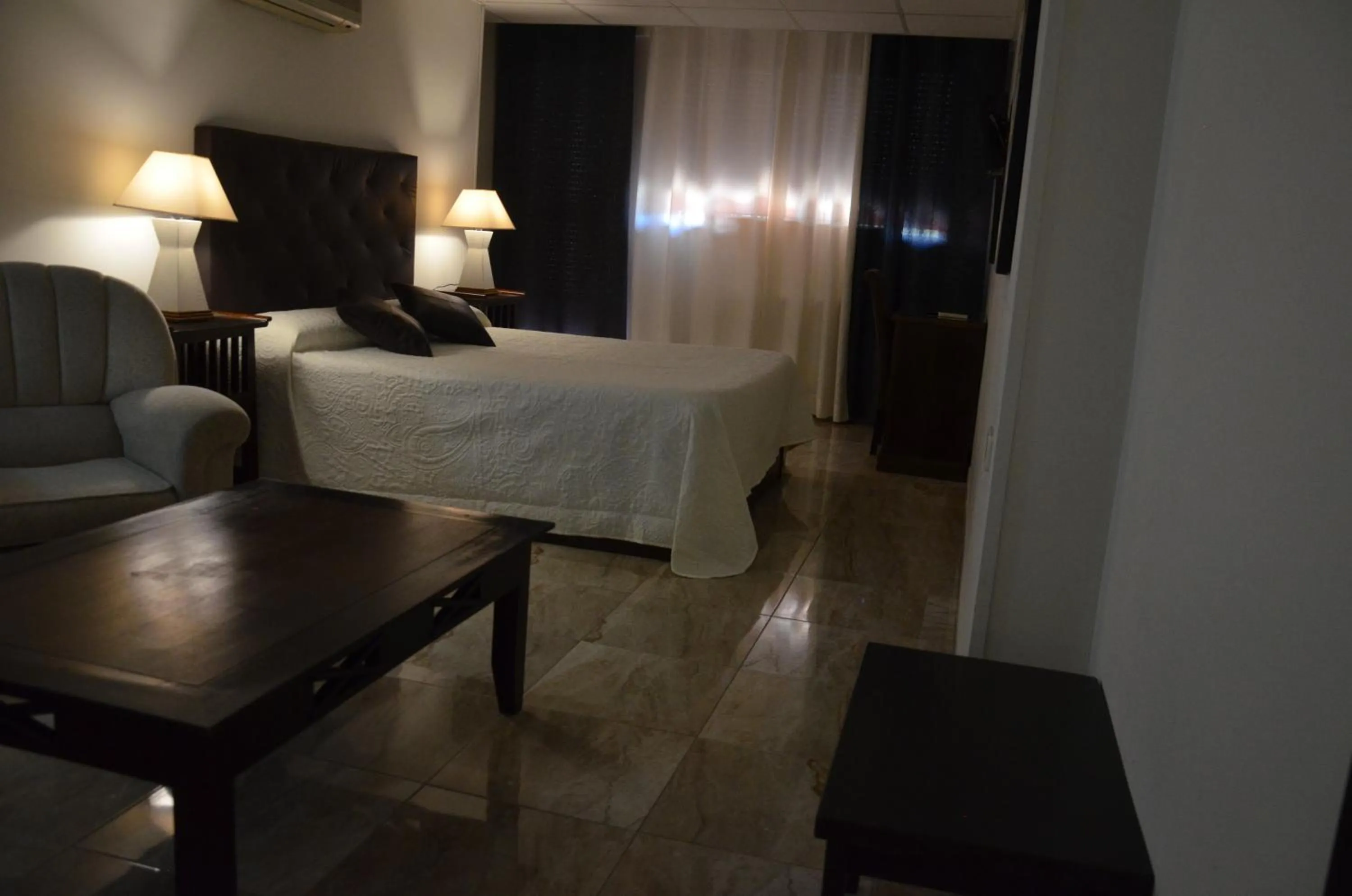 Bed in Hostal Mont Royal