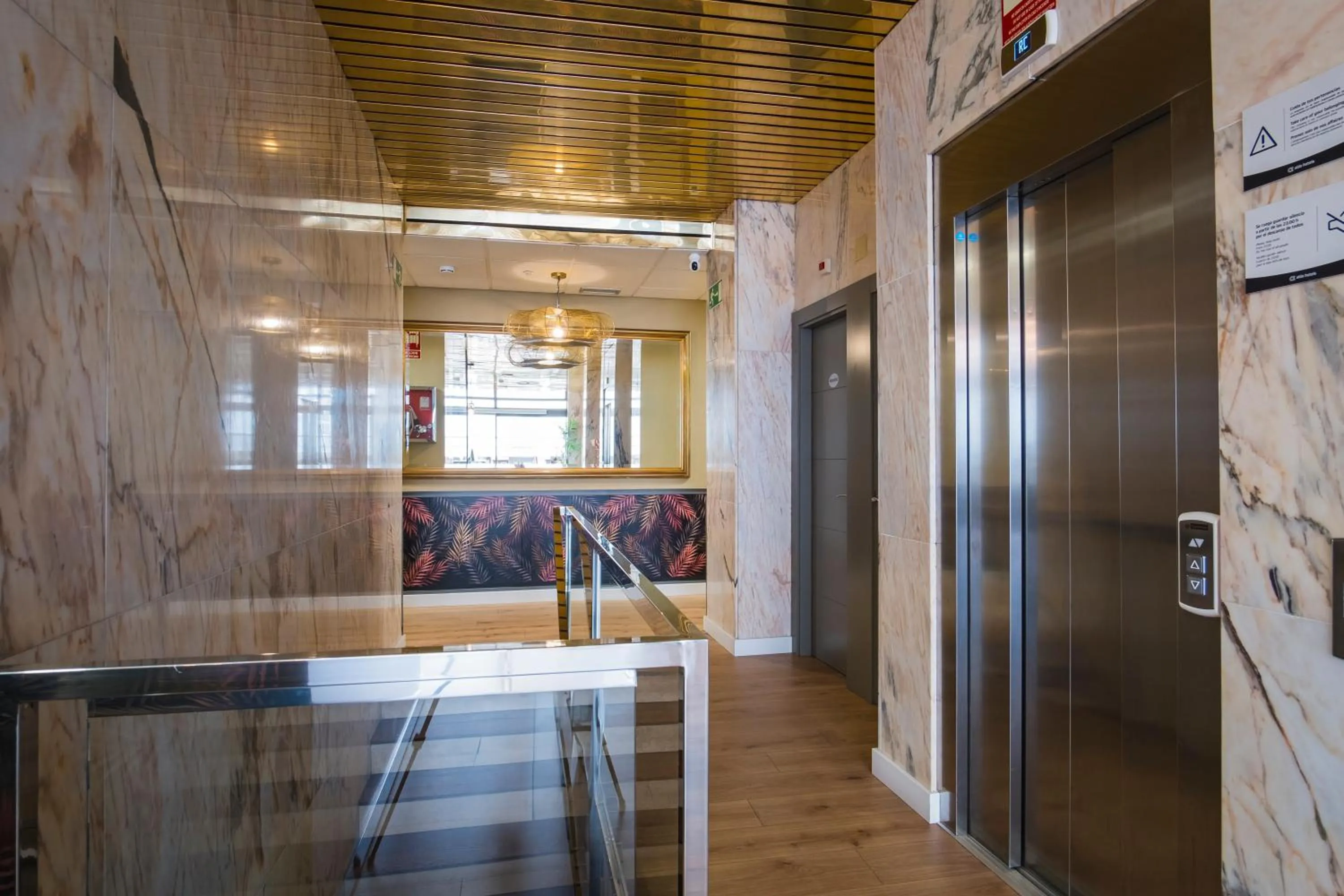 Lobby or reception in Alda Don Carlos