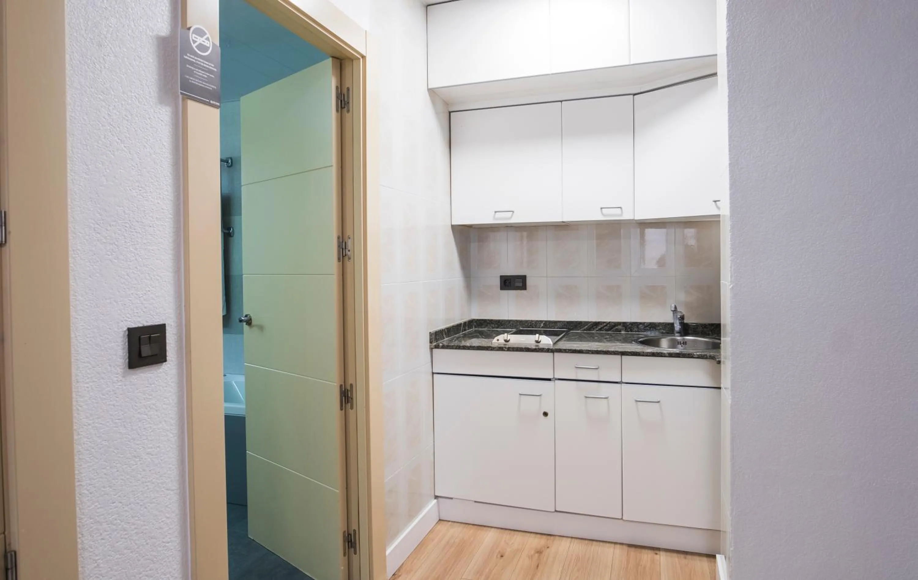 Kitchen or kitchenette in Alda Don Carlos