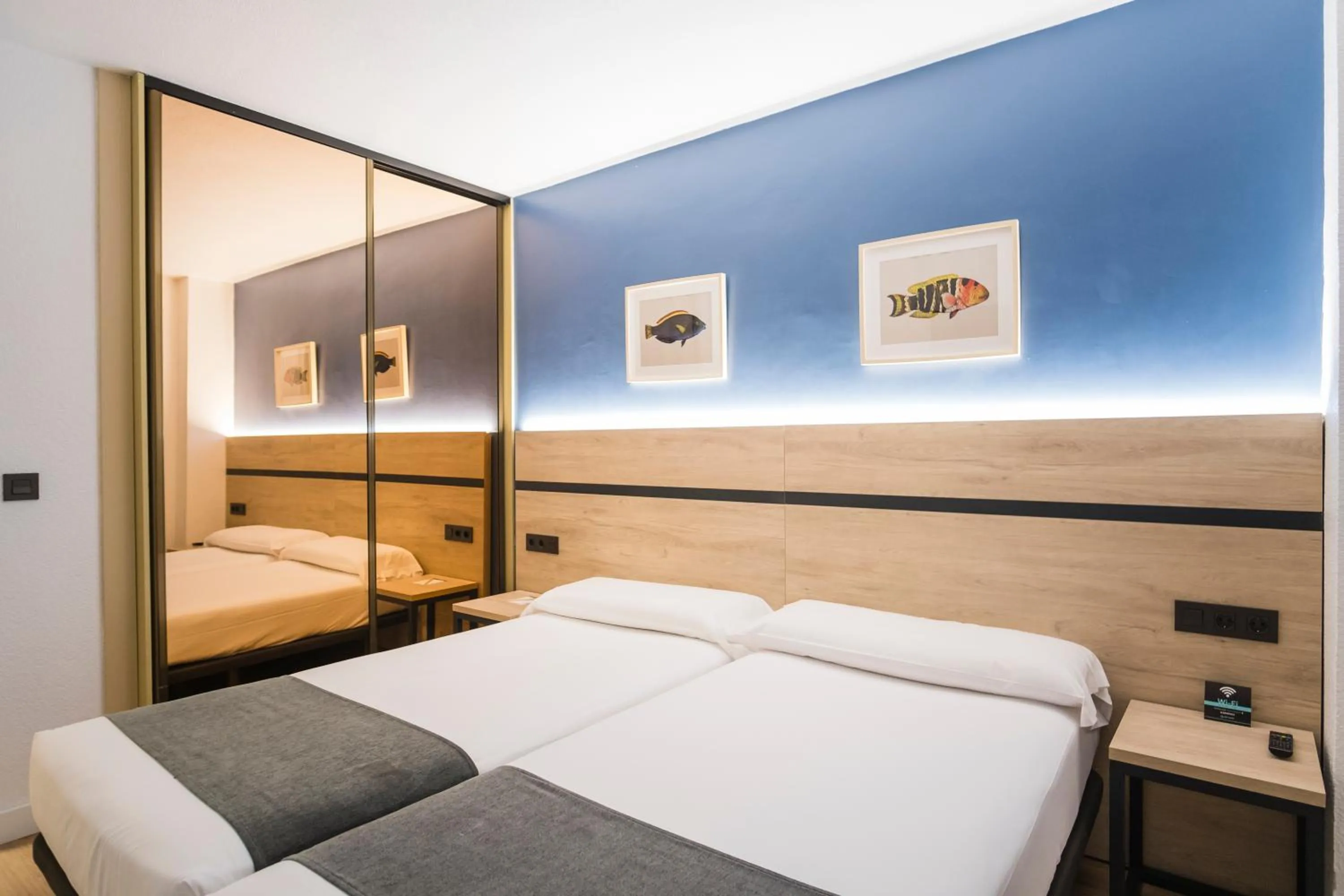 Bedroom, Bed in Alda Don Carlos