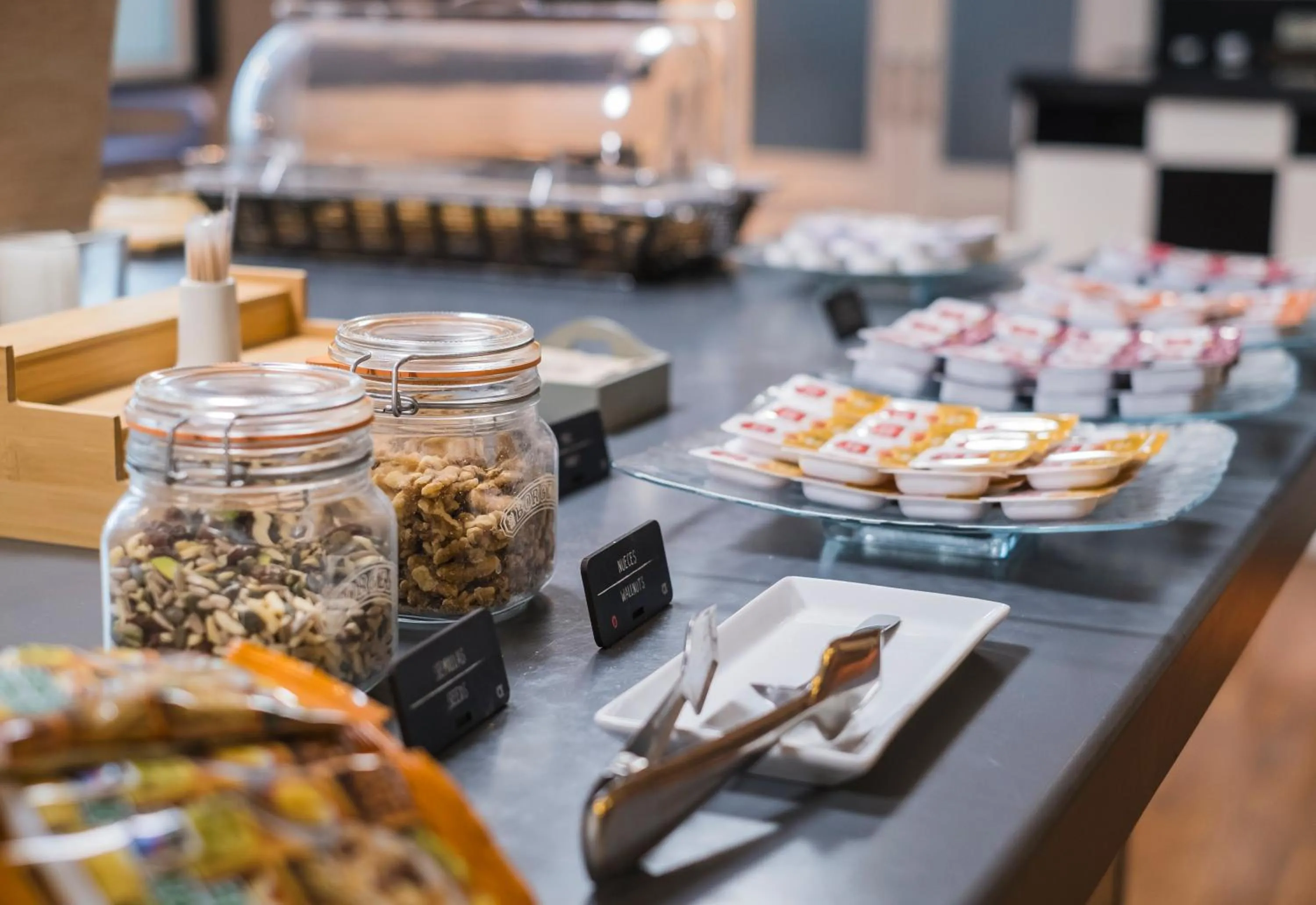 Breakfast in Alda Don Carlos