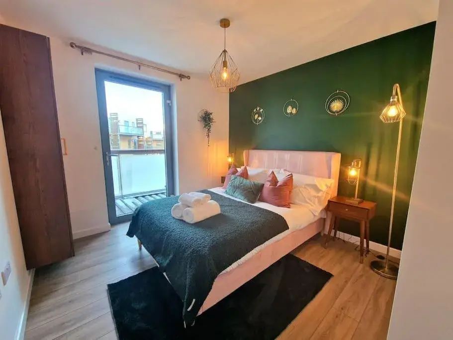 Luxury Station Apartment Luxury Station Apartment