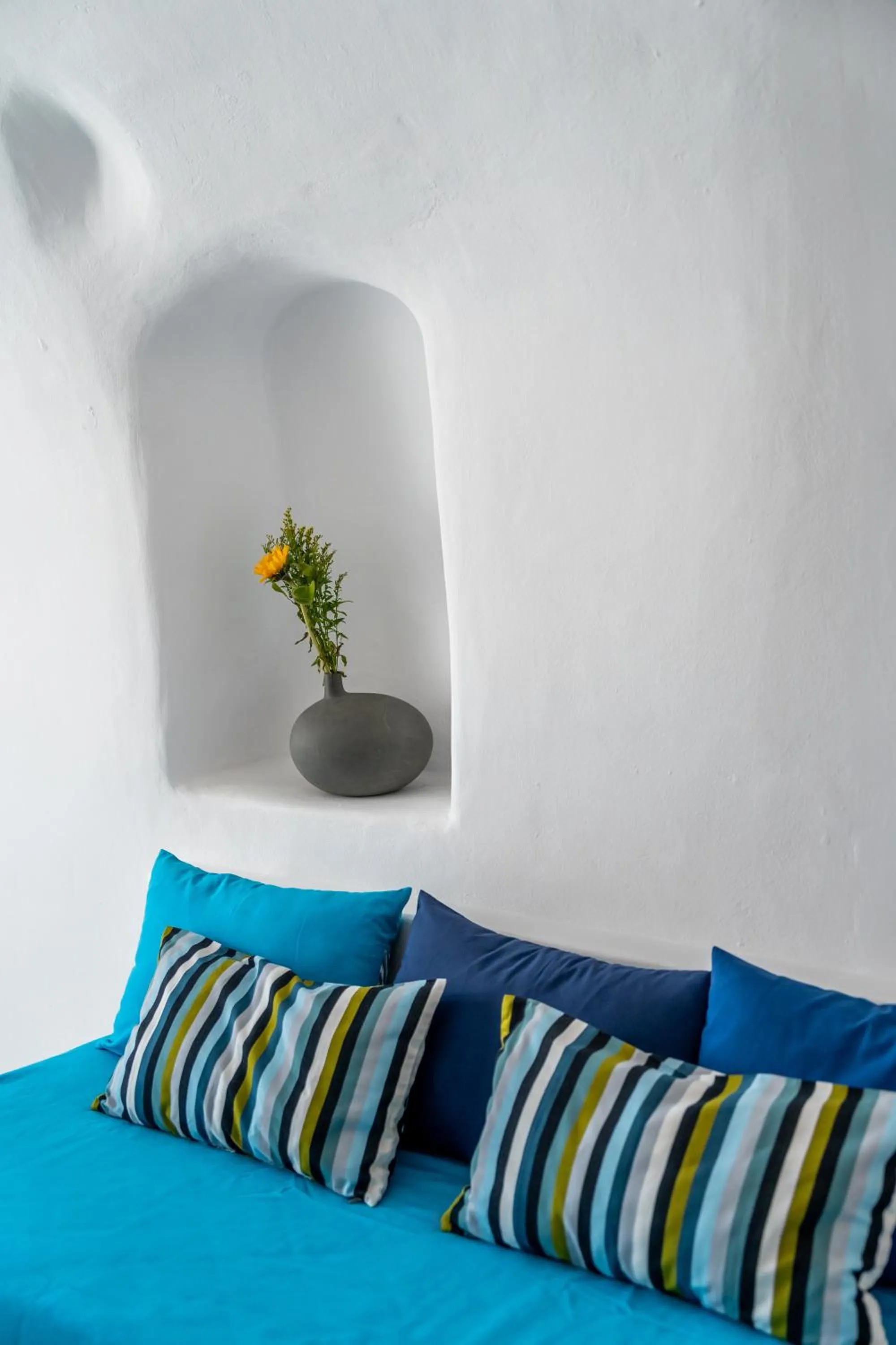 Decorative detail in Vogue Suites