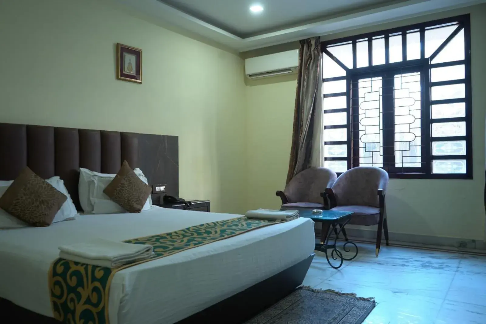 Bed in Hotel Tourist Inn By Sagar Bed in Hotel Tourist Inn By Sagar