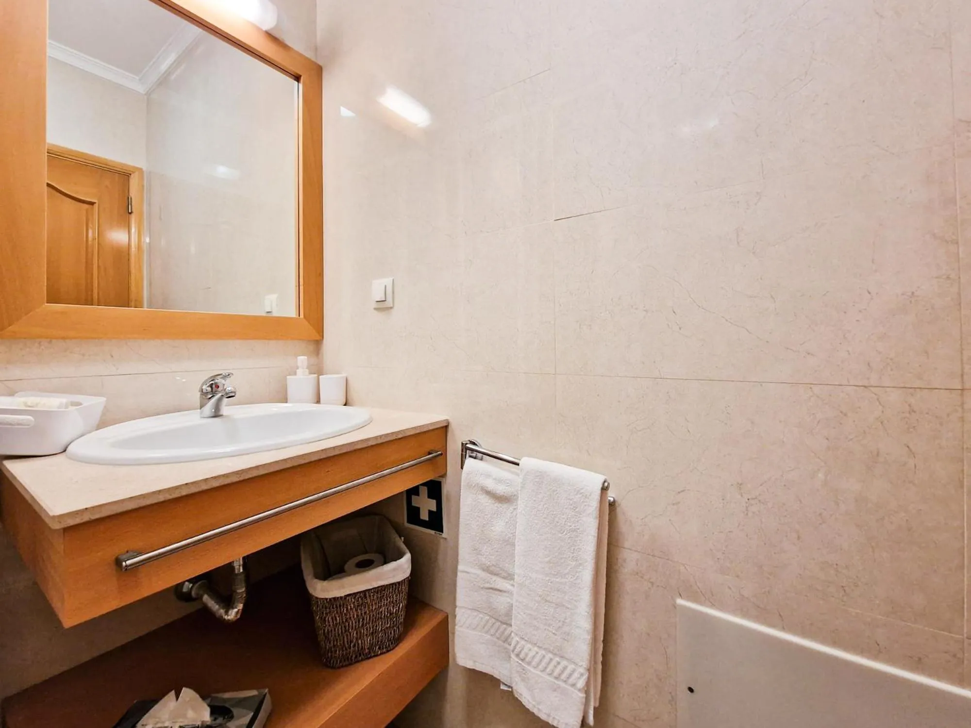 Bathroom in Apartment Rocha Oceano Azul Charming