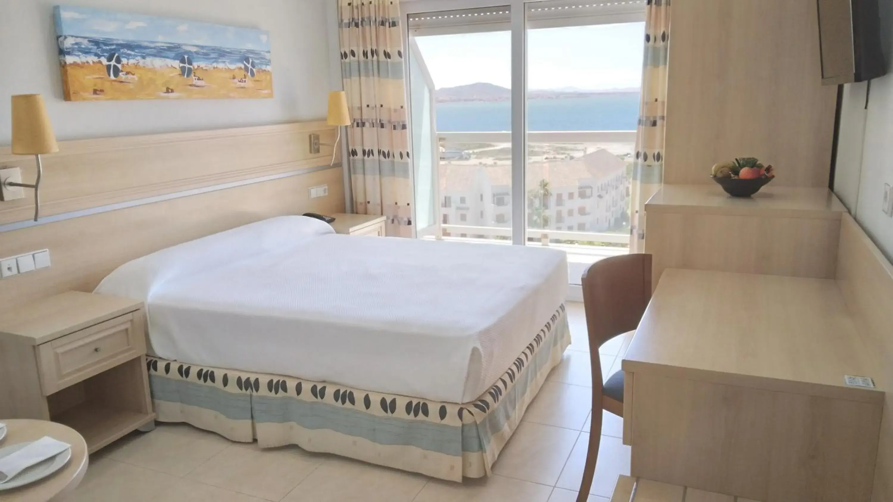 Double Room with Balcony and Sea View in Hotel Las Gaviotas Double Room with Balcony and Sea View in Hotel Las Gaviotas