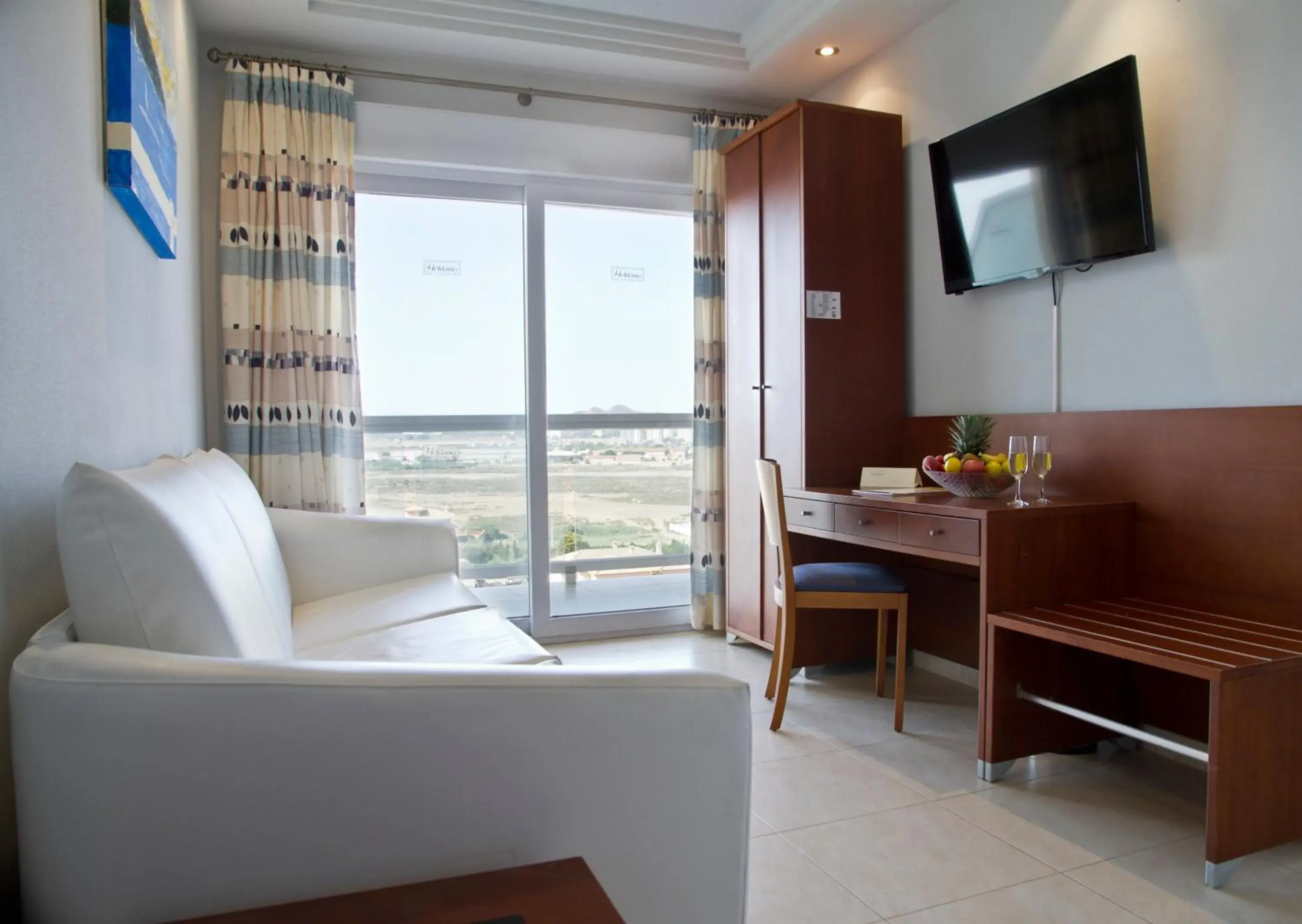 Junior Suite with Sea View in Hotel Las Gaviotas Junior Suite with Sea View in Hotel Las Gaviotas