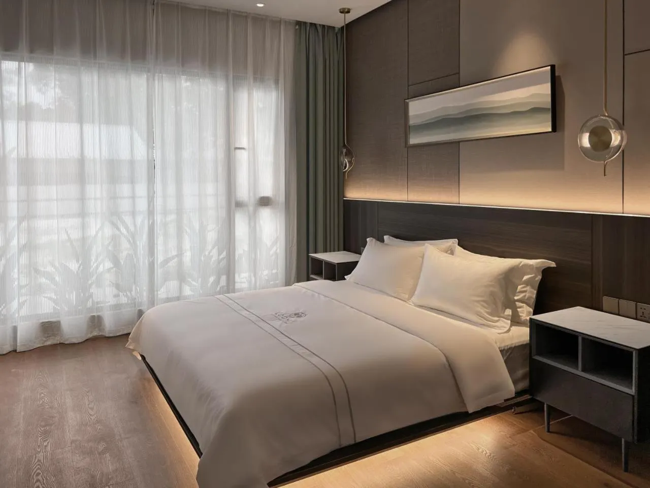 Bed in Looma Private Pool Villas