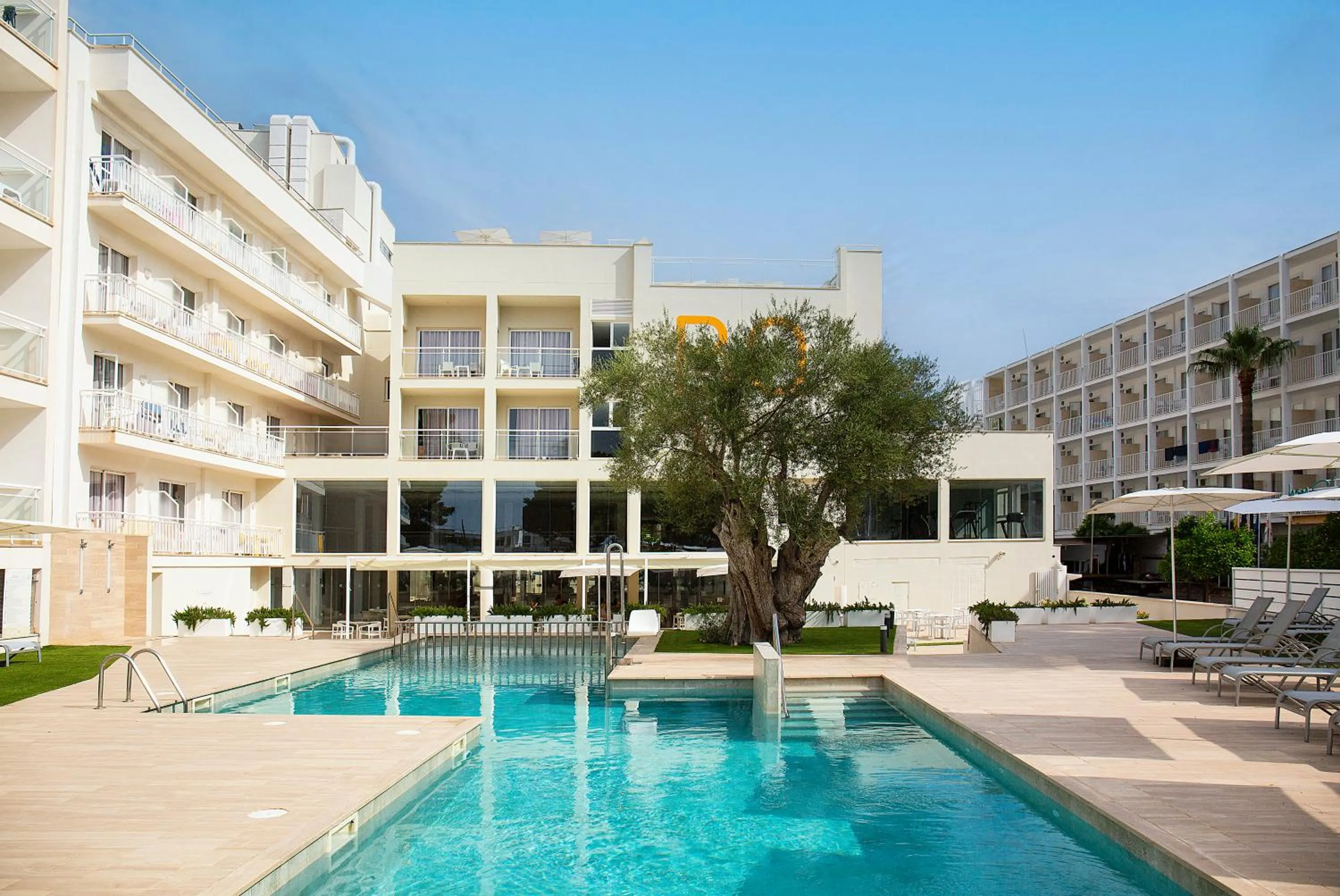 BQ Bulevar Peguera- Adults Only