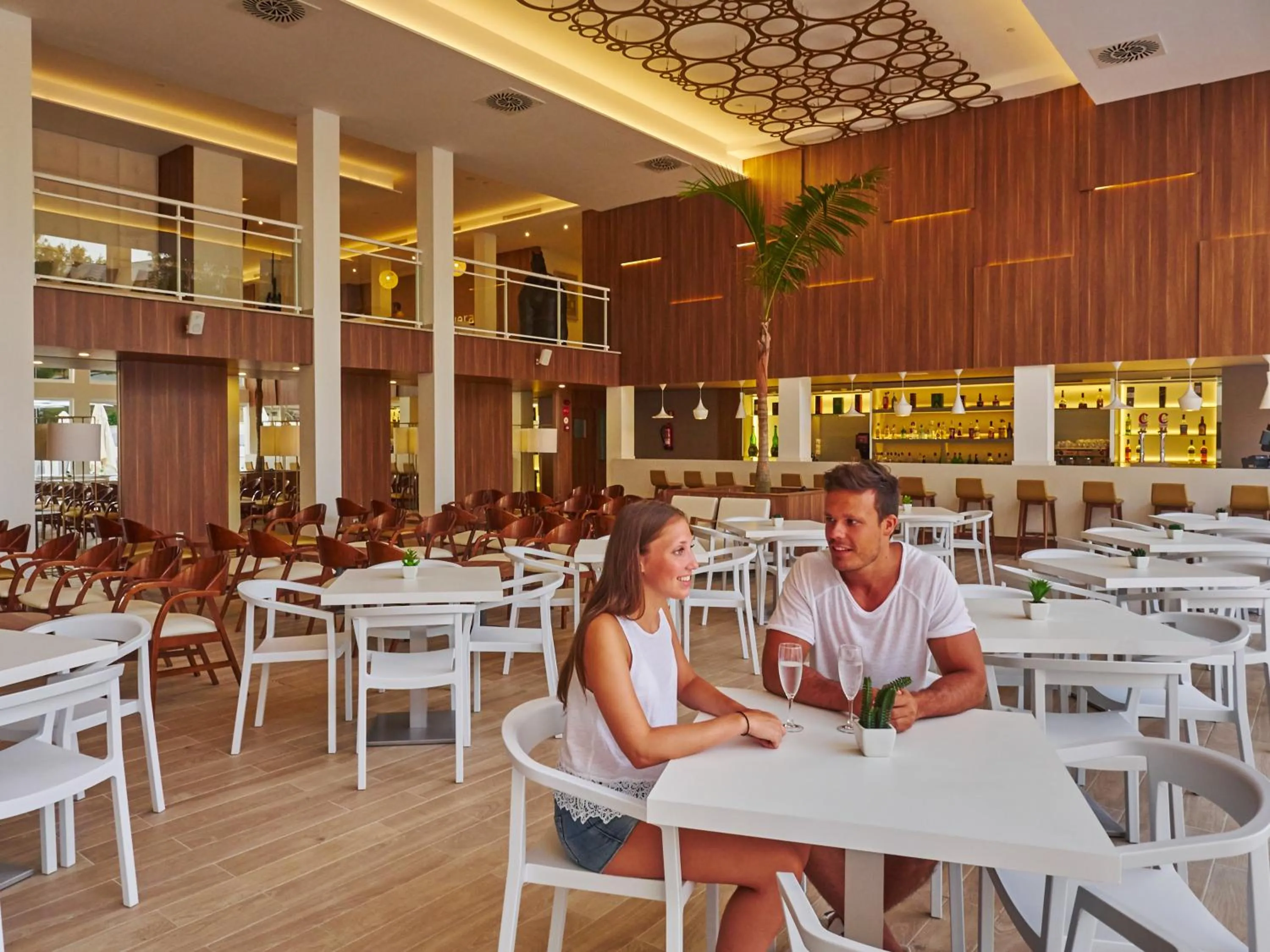 Lounge or bar in BQ Bulevar Peguera- Adults Only