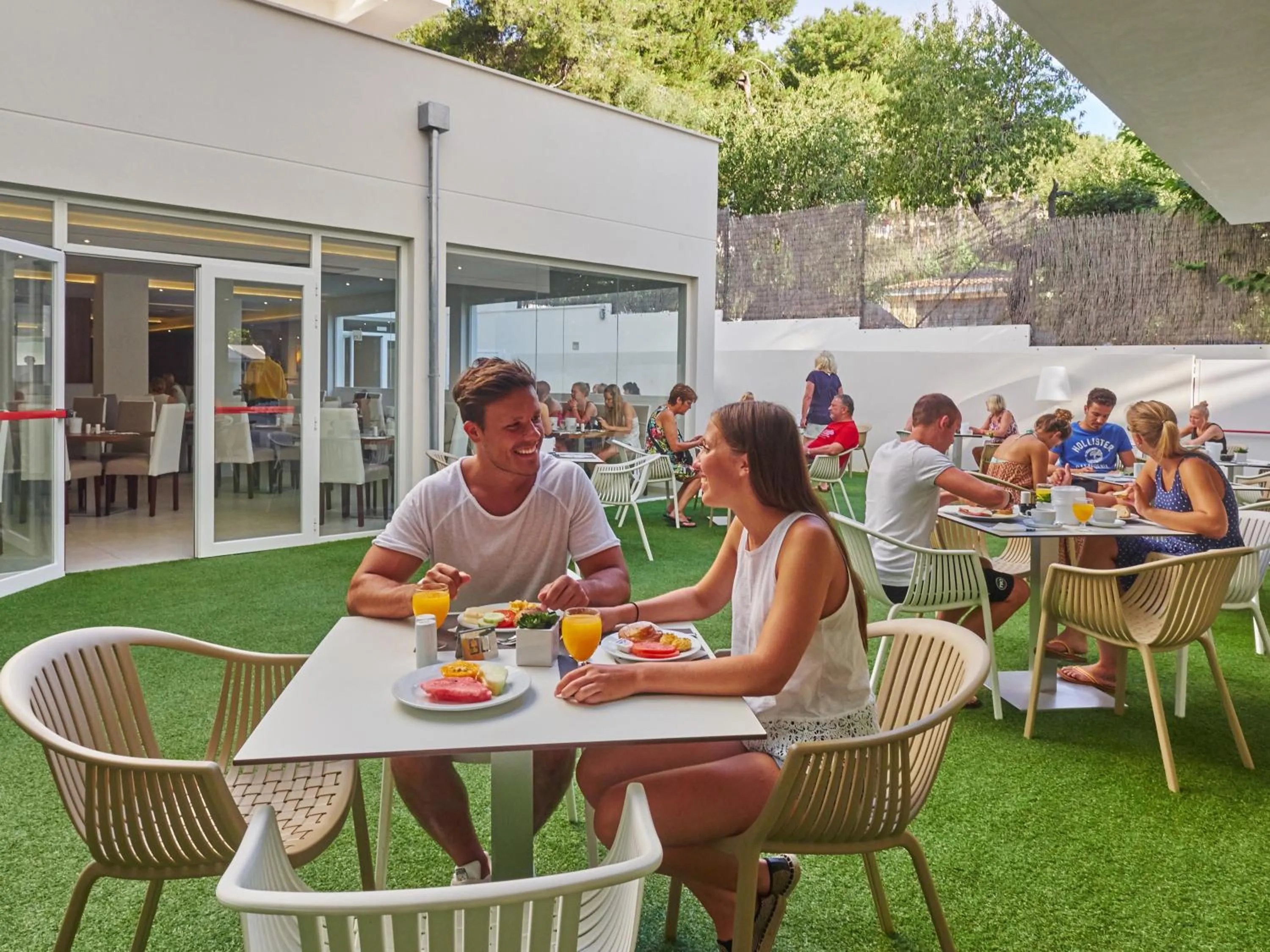 Property building in BQ Bulevar Peguera- Adults Only