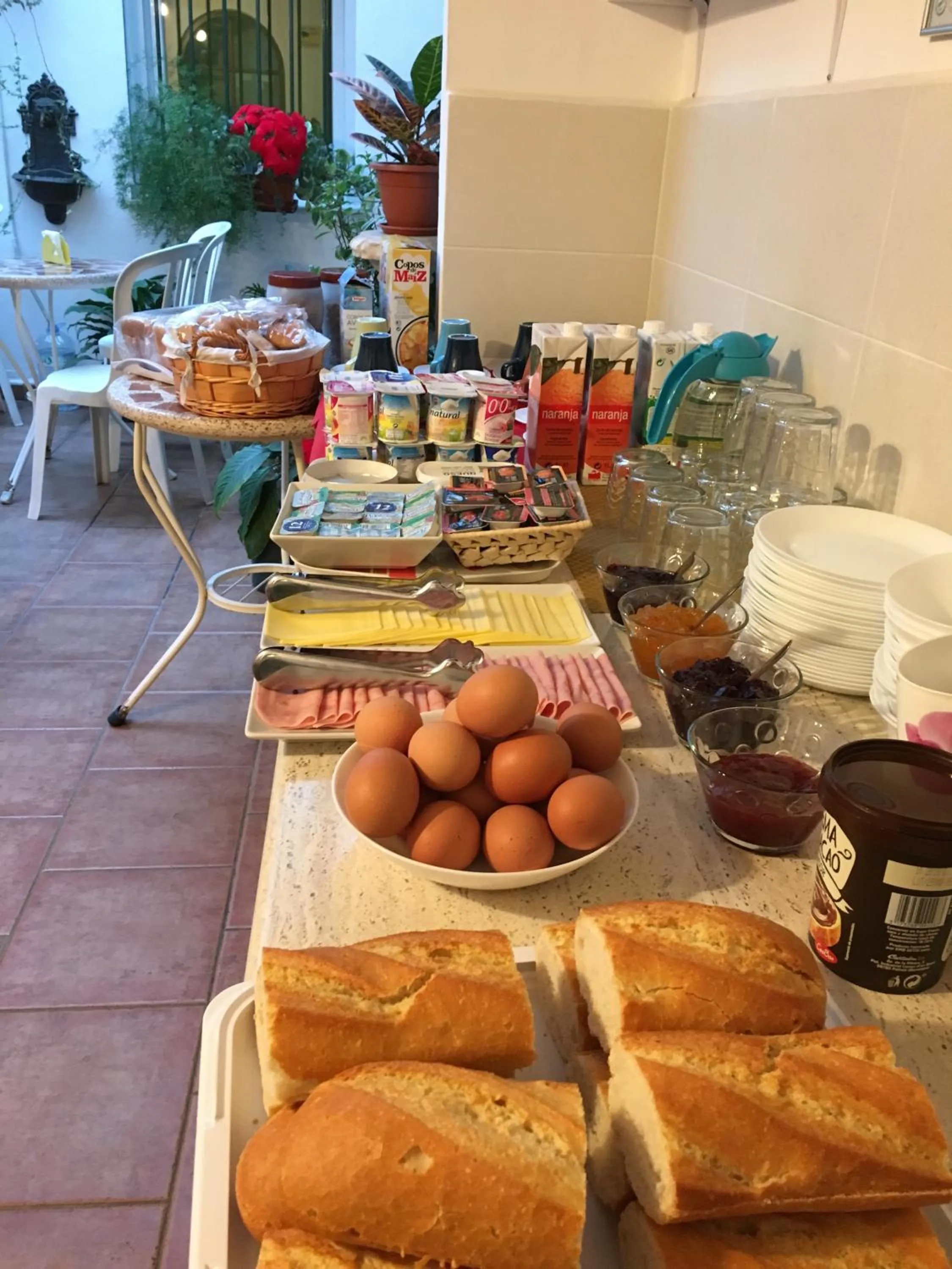 Breakfast in Hostal Azahara