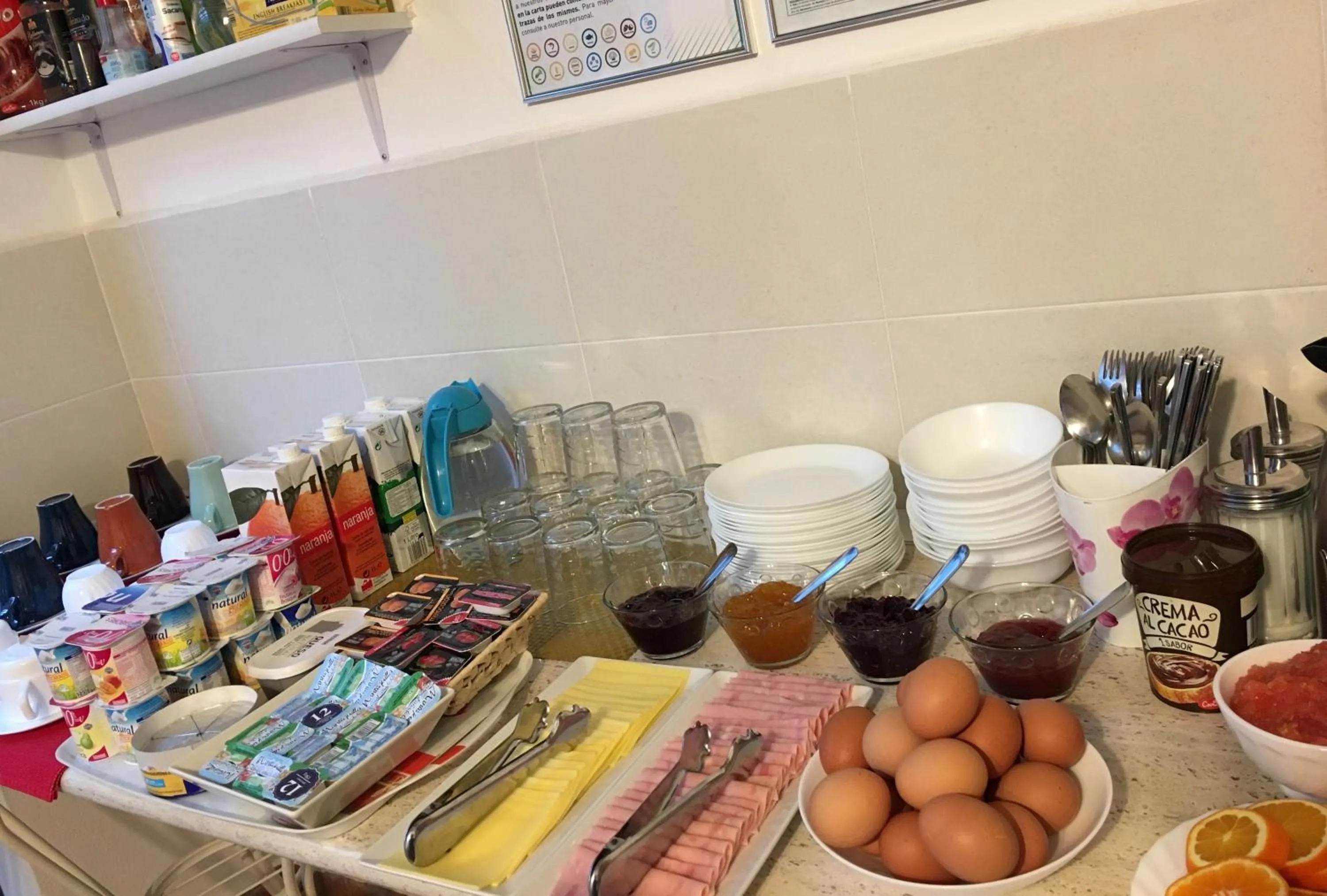 Breakfast in Hostal Azahara