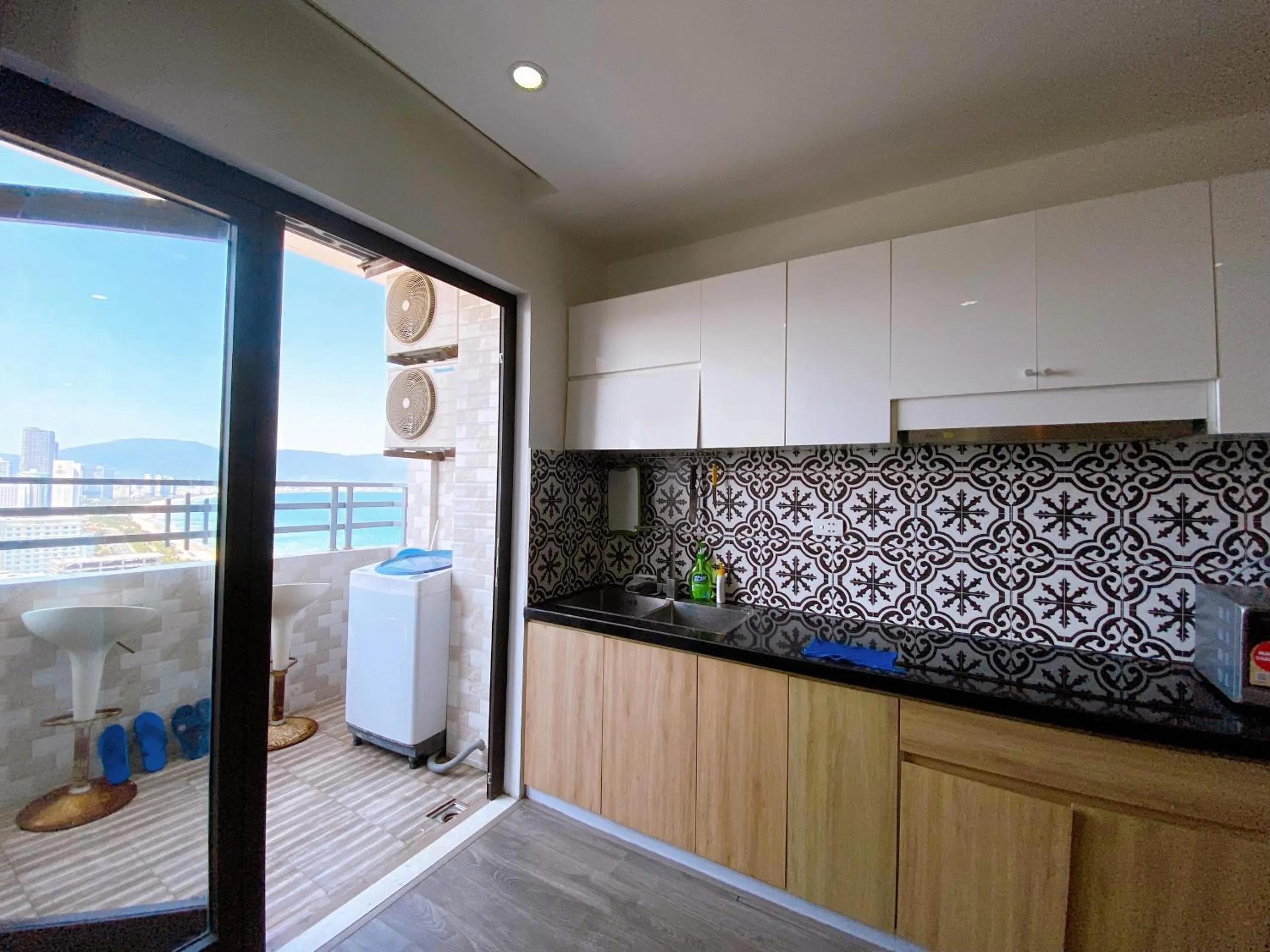 Kitchen or kitchenette in Mường Thanh Grand Seaview Đà Nẵng Apartment