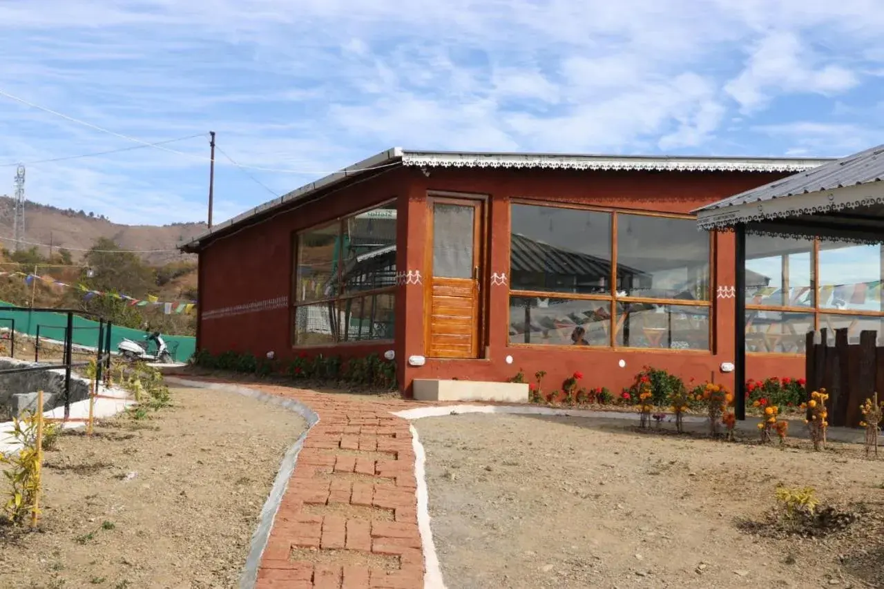 Property building in Pinaceae Resort Property building in Pinaceae Resort