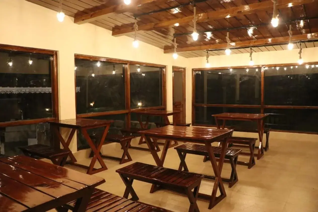 Restaurant/places to eat in Pinaceae Resort Restaurant/places to eat in Pinaceae Resort