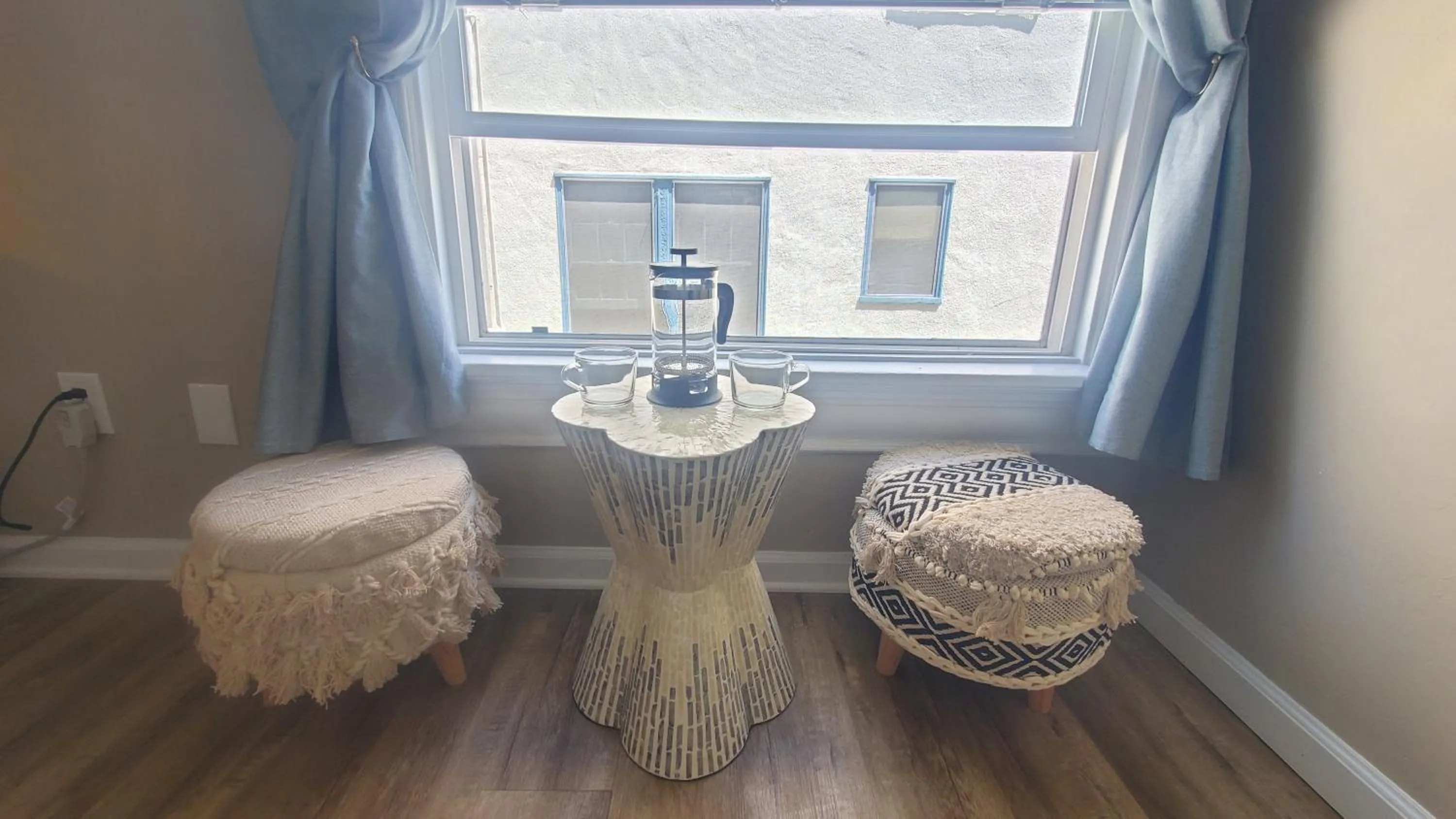 Dining area in Somerset Hotel