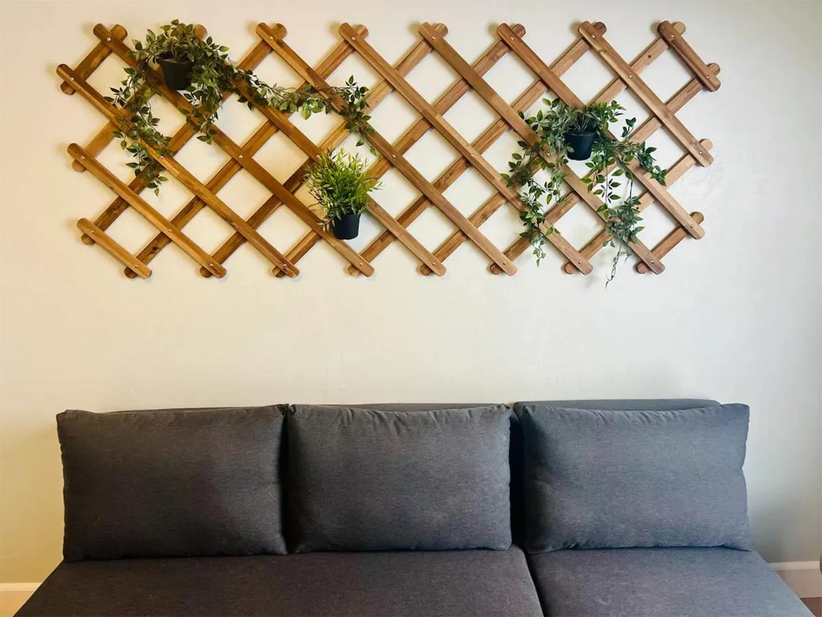 Seating area in Somerset Hotel