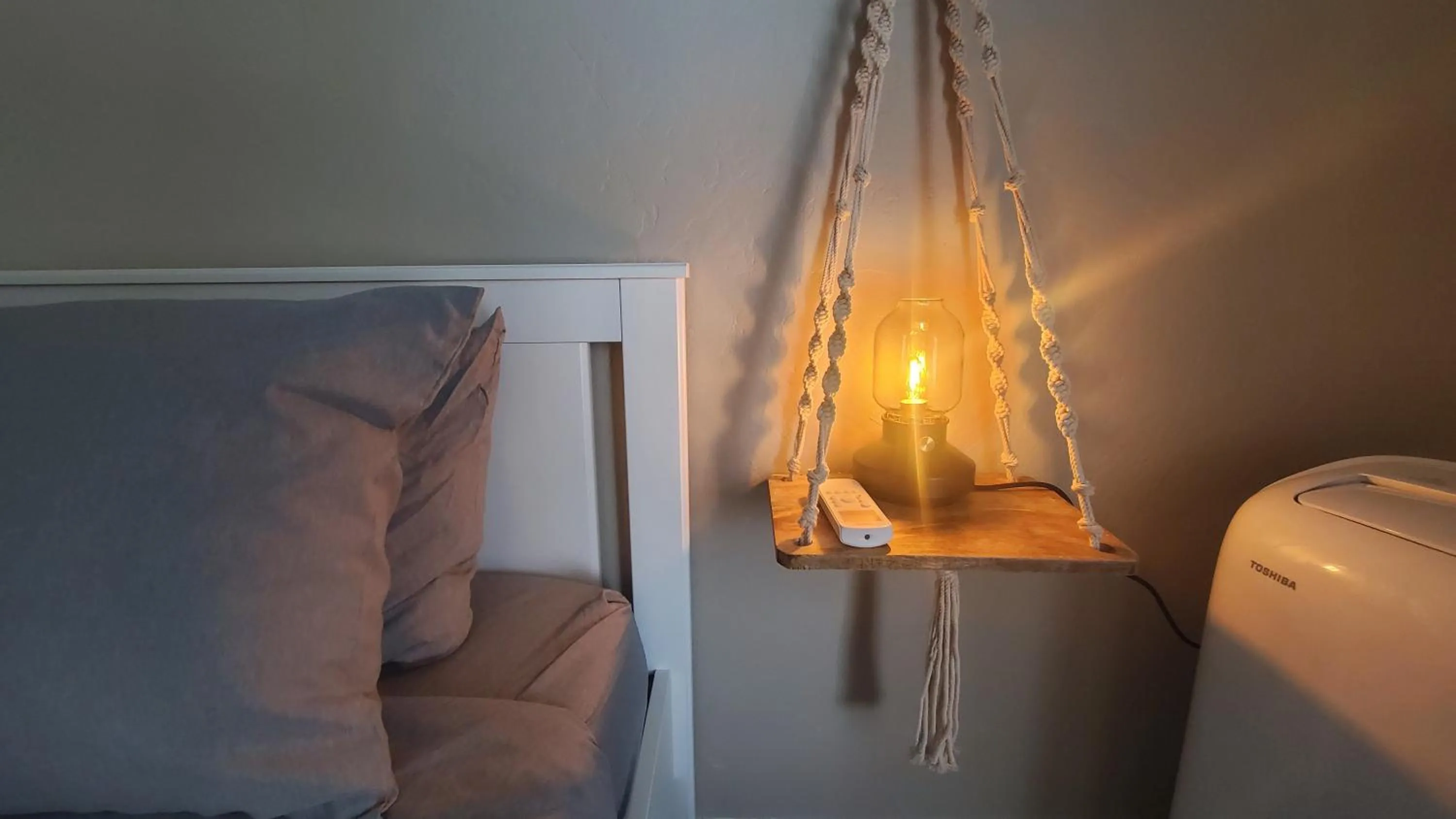 Bed in Somerset Hotel