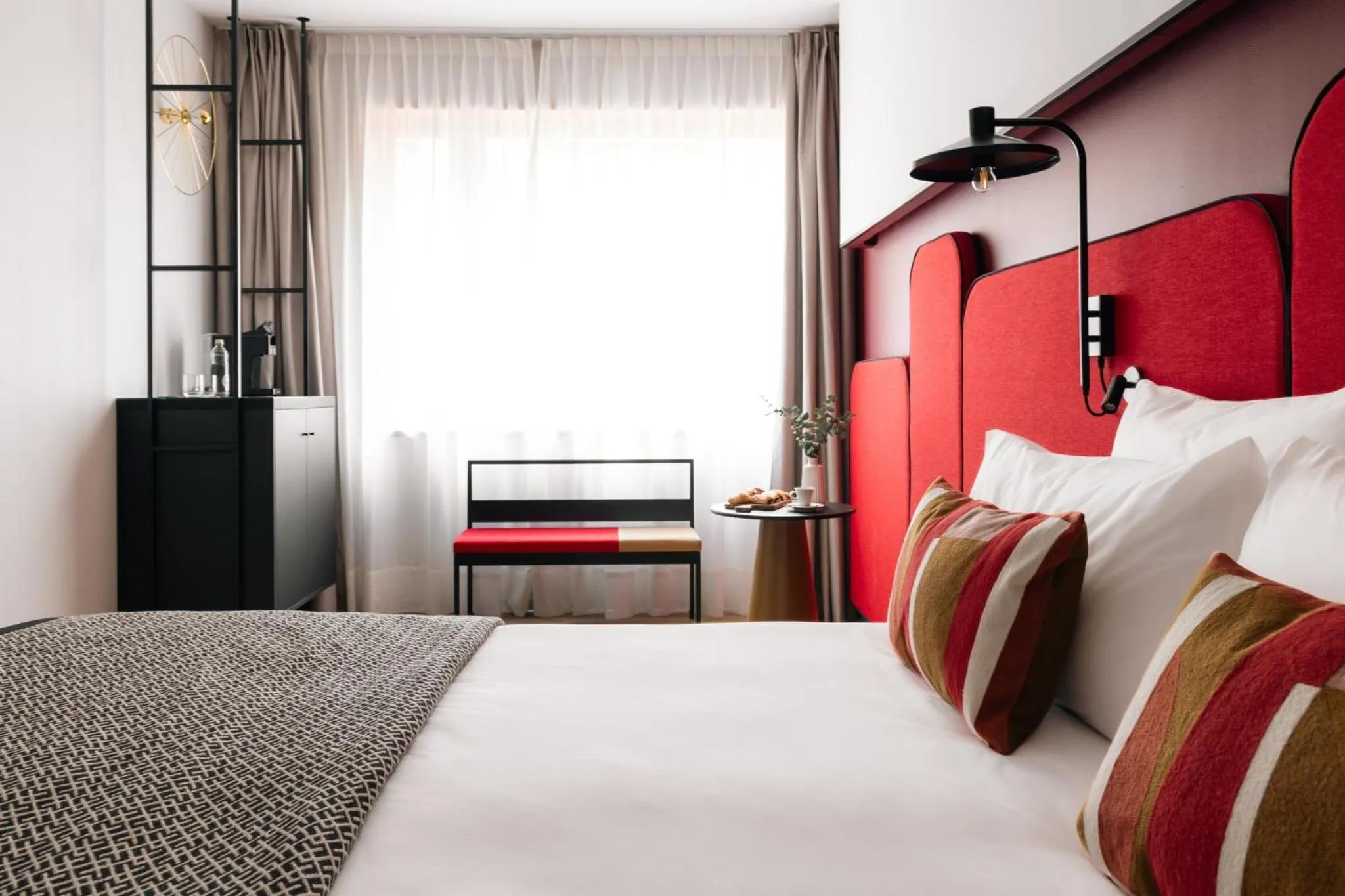 Photo of the whole room, Bed in Hotel Indigo Barcelona Plaza Espana by IHG