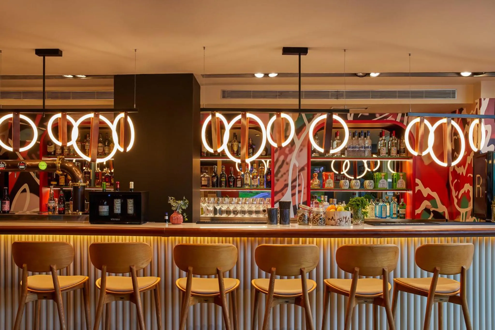 Restaurant/places to eat in Hotel Indigo Barcelona Plaza Espana by IHG