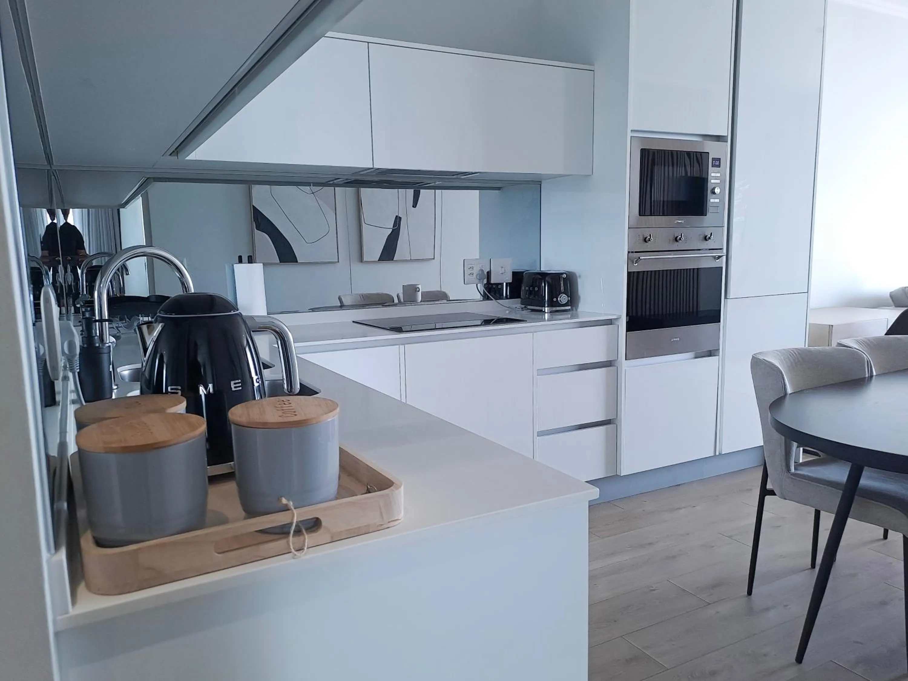 Executive Apartment at Ellipse Waterfall