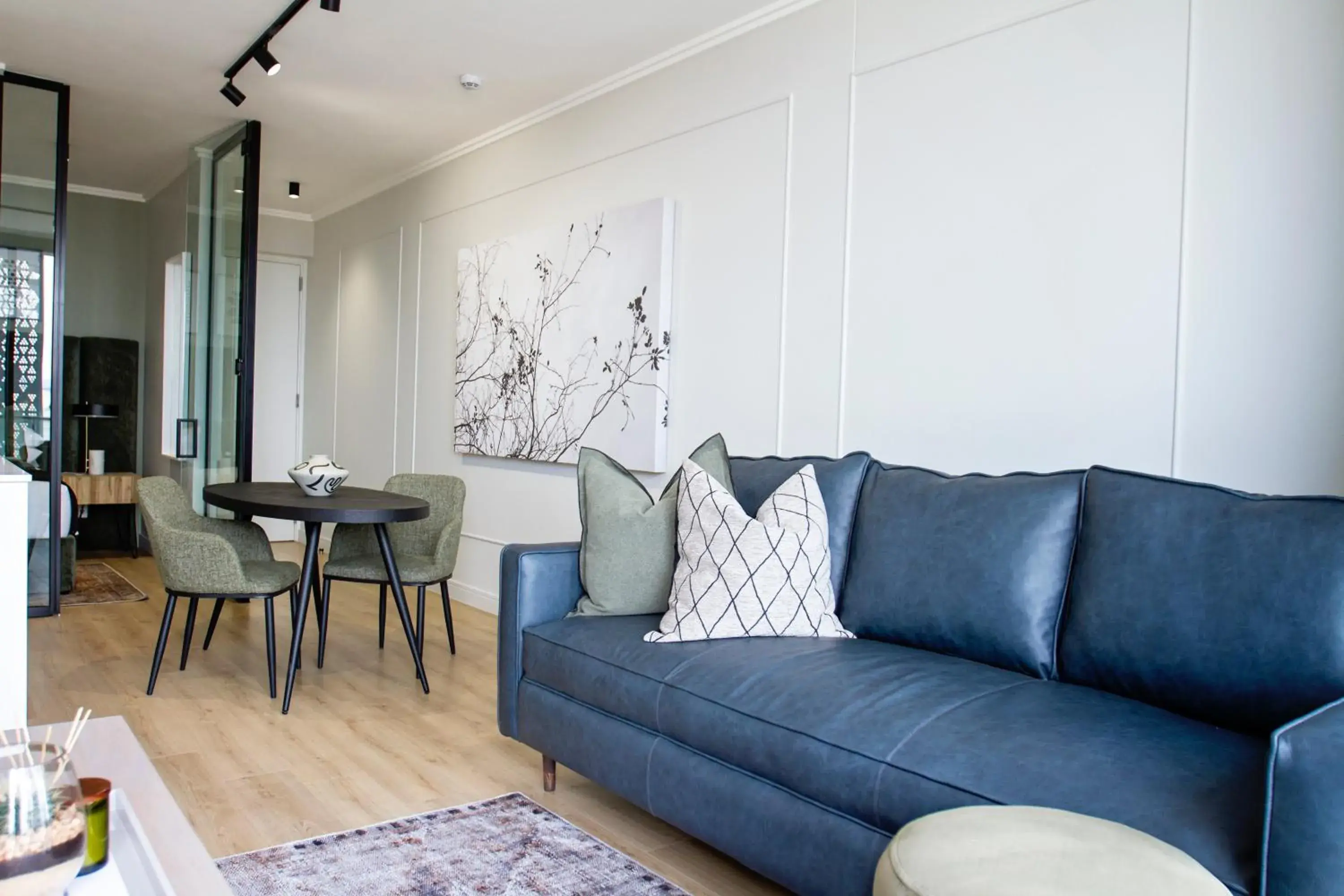 Living room in Executive Apartment at Ellipse Waterfall Living room in Executive Apartment at Ellipse Waterfall