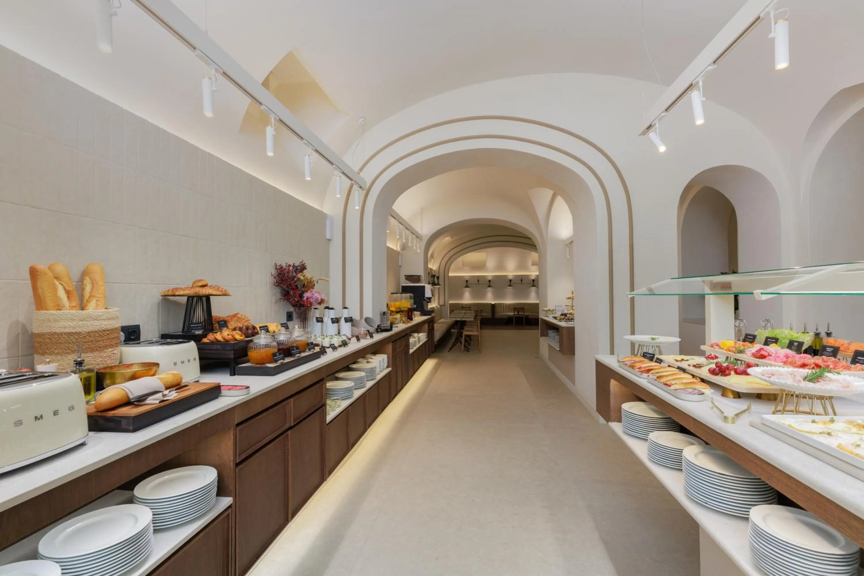 Buffet breakfast in Hotel Medinaceli