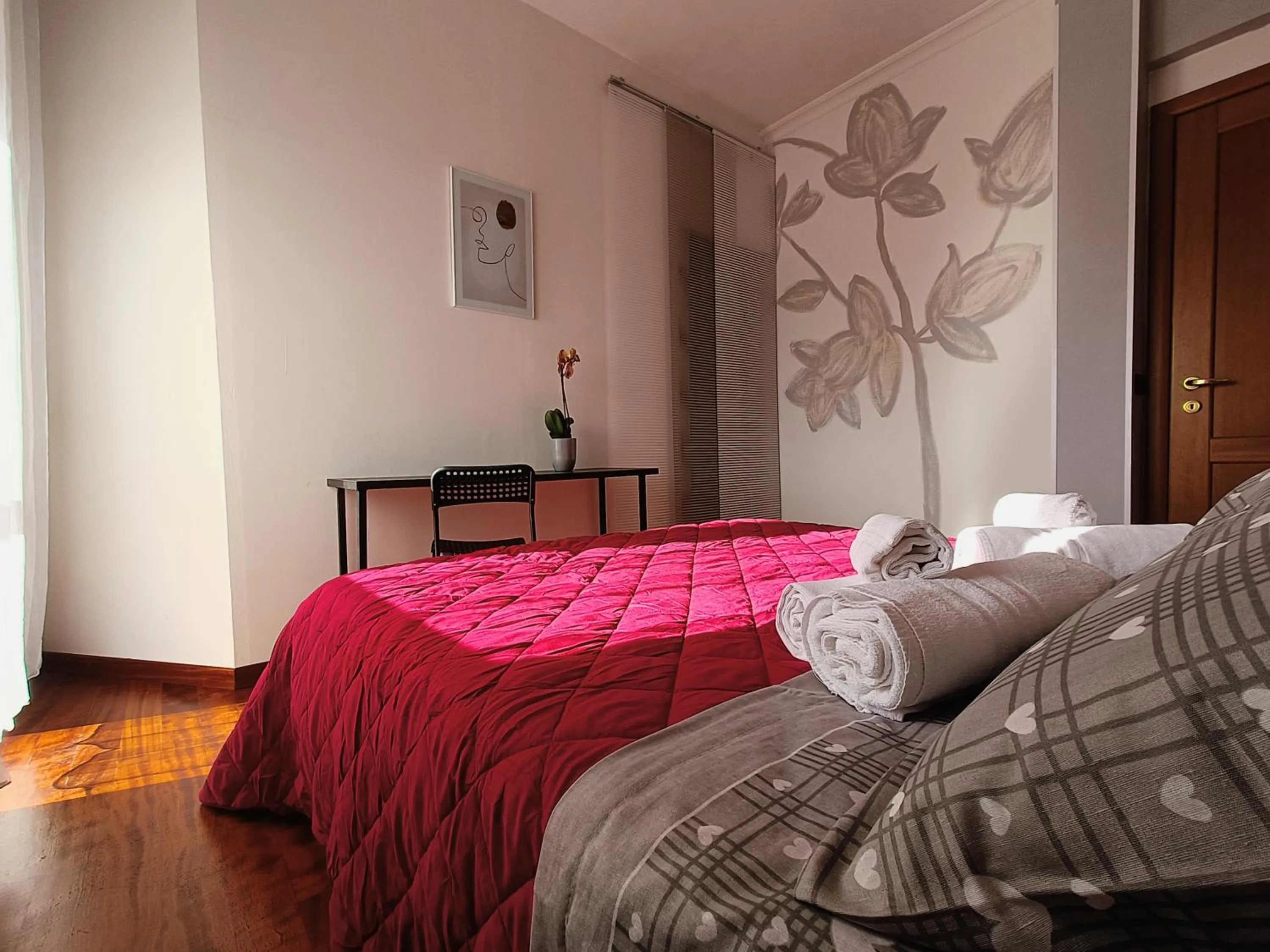 Bed in Avellini - Delightful and Spacious Apartment with terrace - near Metro A Cornelia