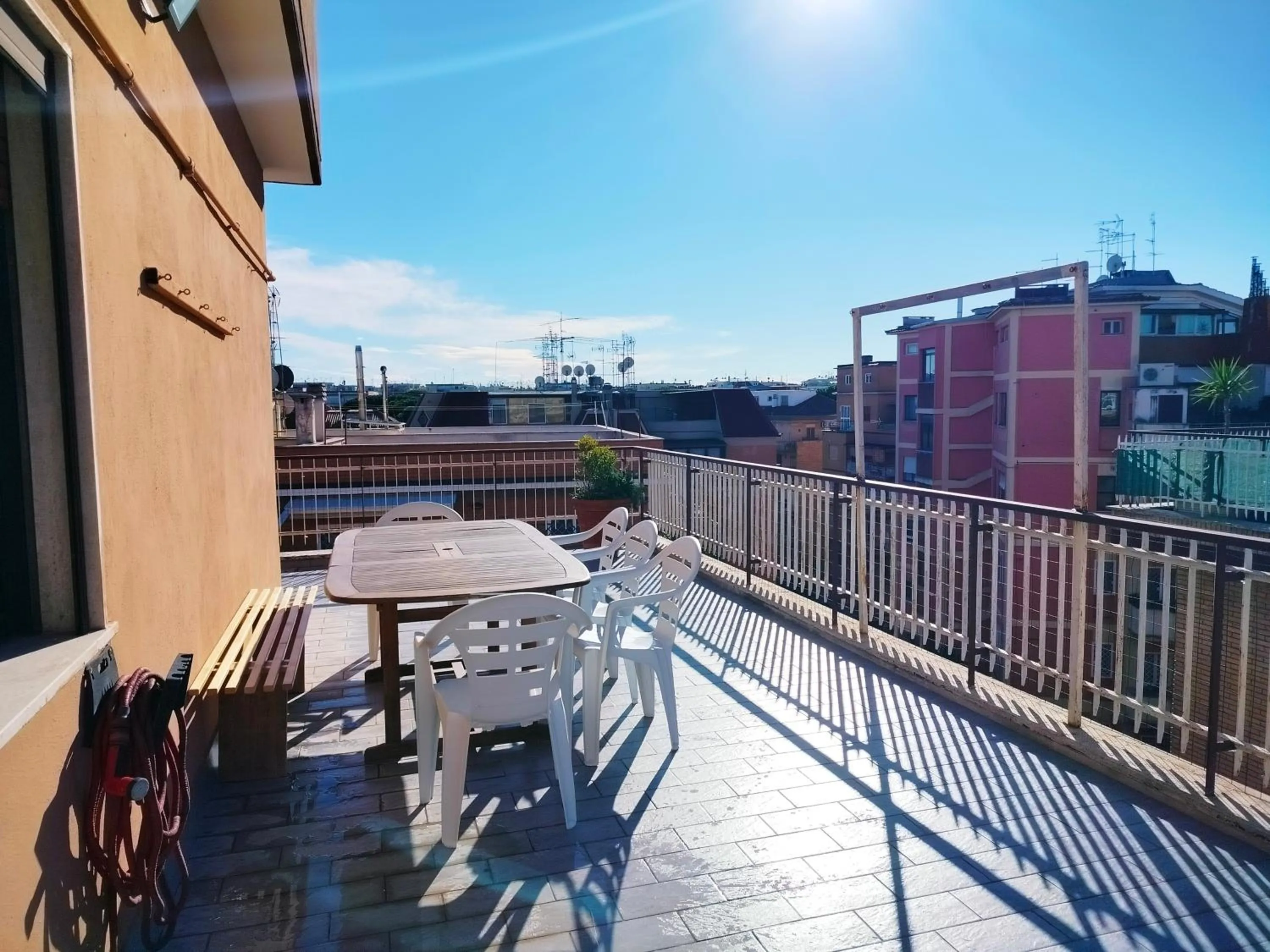 Balcony/Terrace in Avellini - Delightful and Spacious Apartment with terrace - near Metro A Cornelia