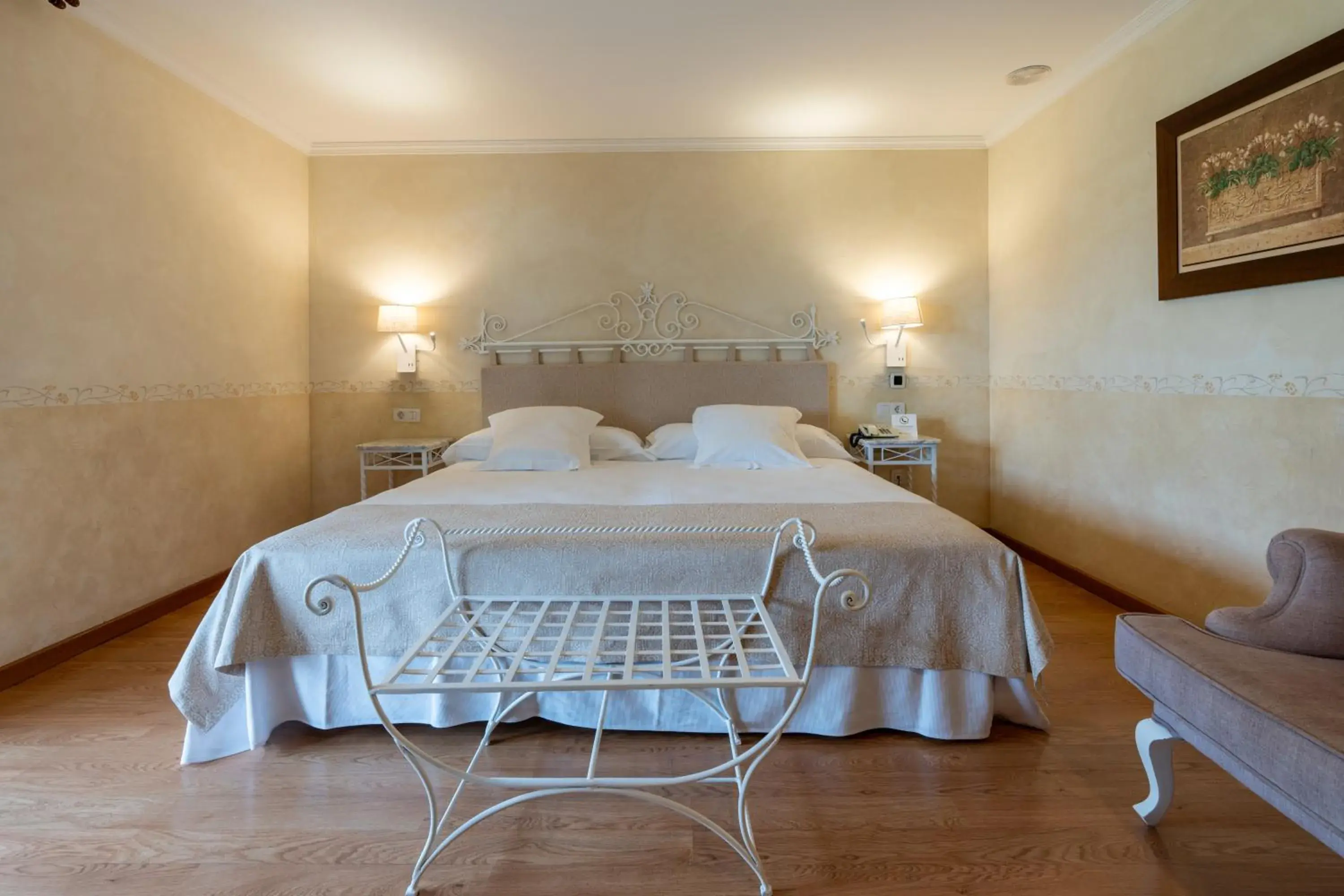Double or Twin Room Economy Confort in PALASIET Wellness Clinic&Thalasso 4 SUP Double or Twin Room Economy Confort in PALASIET Wellness Clinic&Thalasso 4 SUP